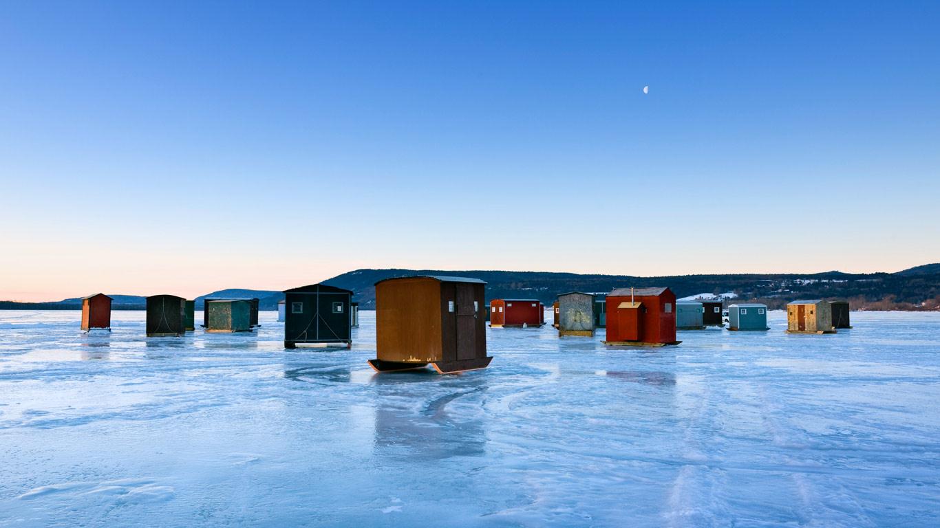 Capanne pesca sul ghiaccio, 1366x768 HD, Desktop