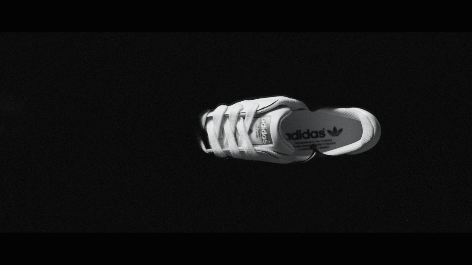 Scarpa Adidas Superstar bianca, 1600x900 HD, Desktop