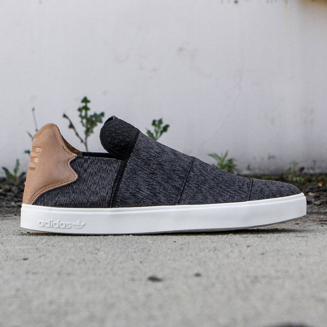 Adidas Pharrell Williams slip-on nera, 1100x1100 HD, Desktop
