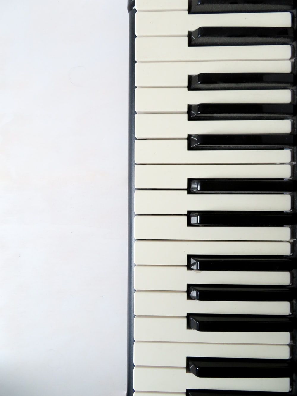 tasti pianoforte bianco nero, 1000x1333 Verticale, Mobile