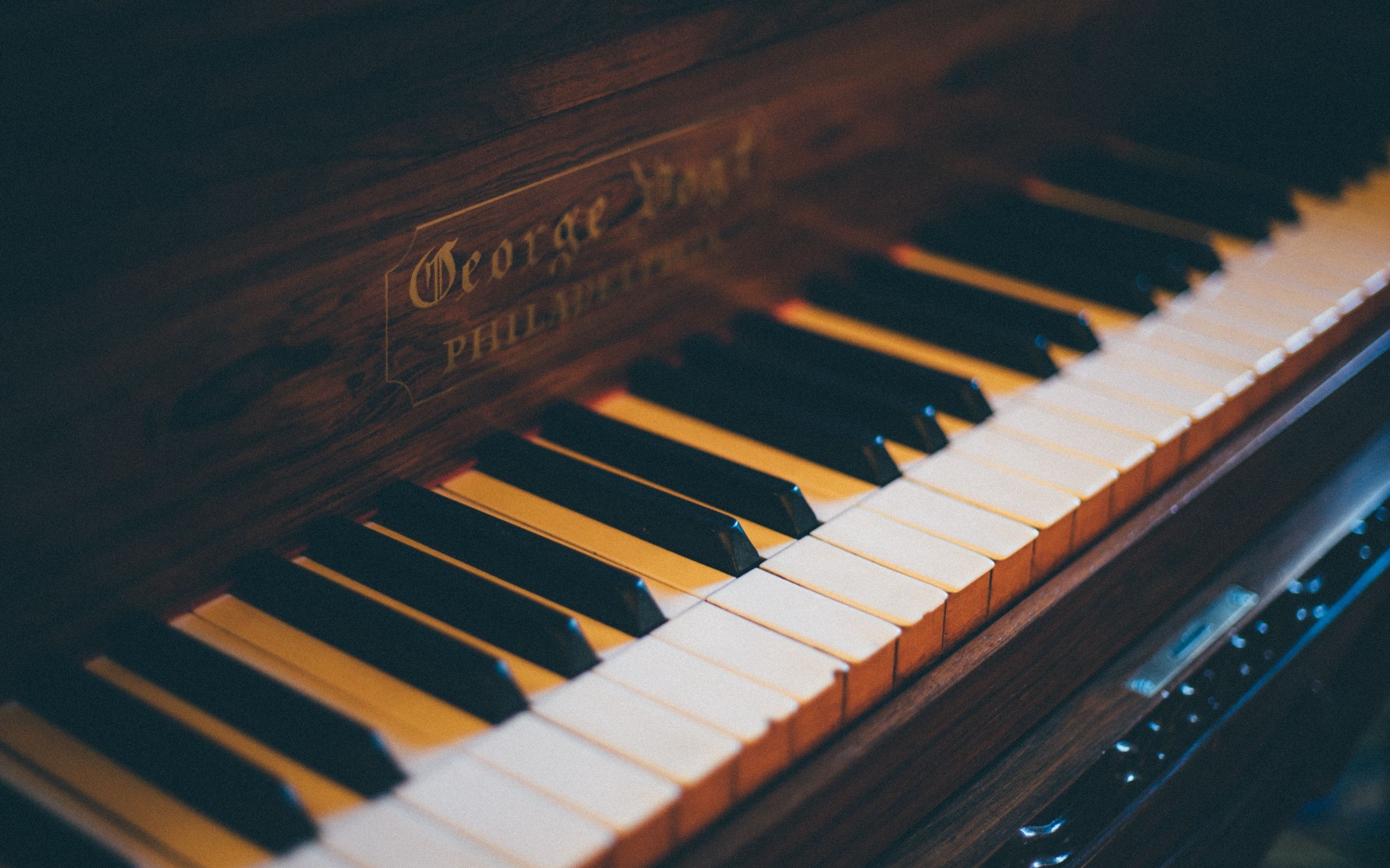 Tasti piano vintage legno, 2560x1600 2K, Desktop