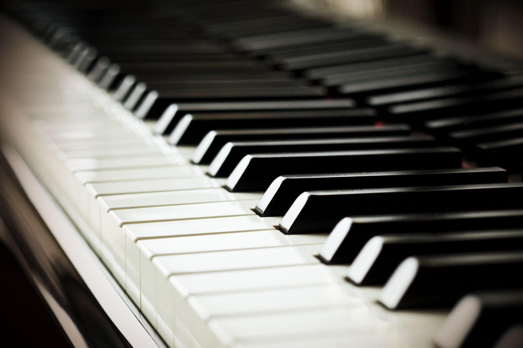Tasti di pianoforte in prospettiva, 1698x1131 HD, Desktop