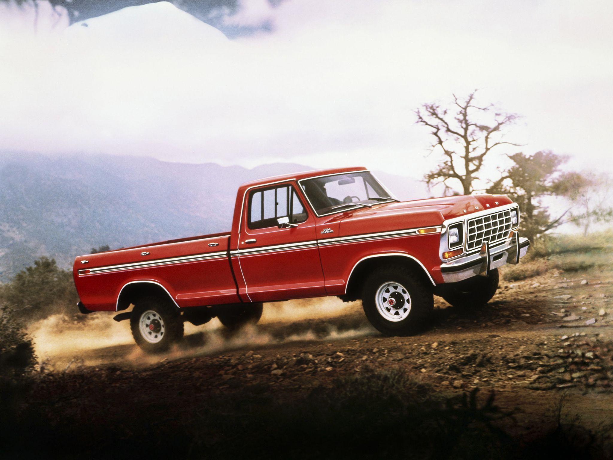Pickup Ford rosso vintage, 2048x1536 2K, PC
