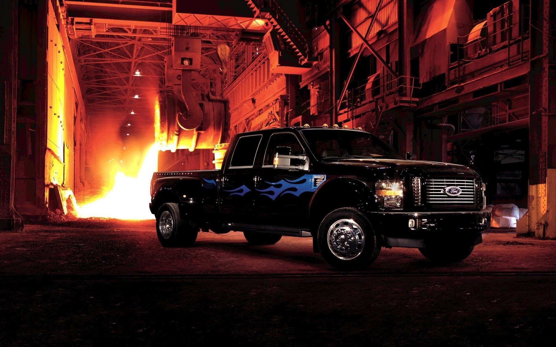Ford Pickup nero con fiamme blu, 1920x1200 WUXGA, Desktop
