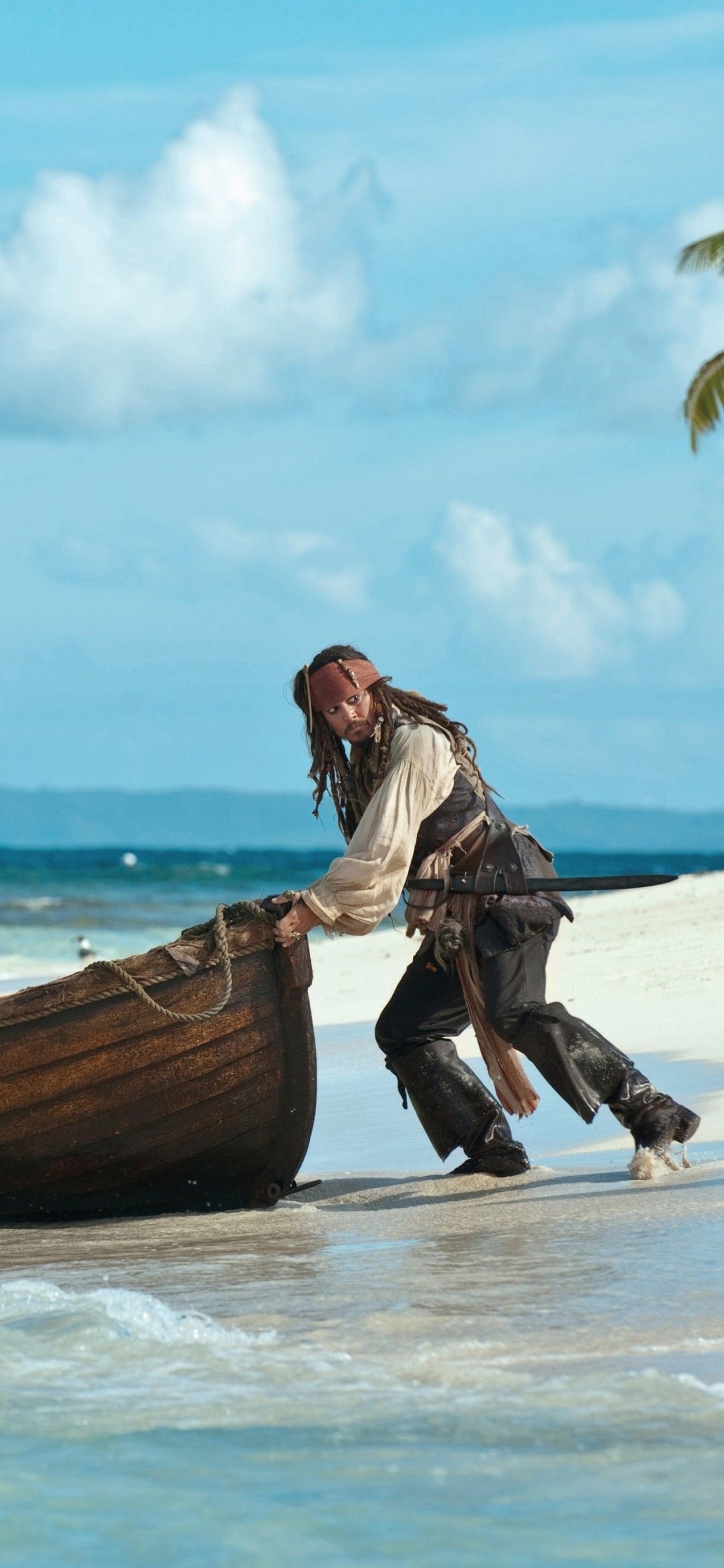 Jack Sparrow spinge canoa spiaggia, 1125x2436 Full HD Verticale, Smartphone