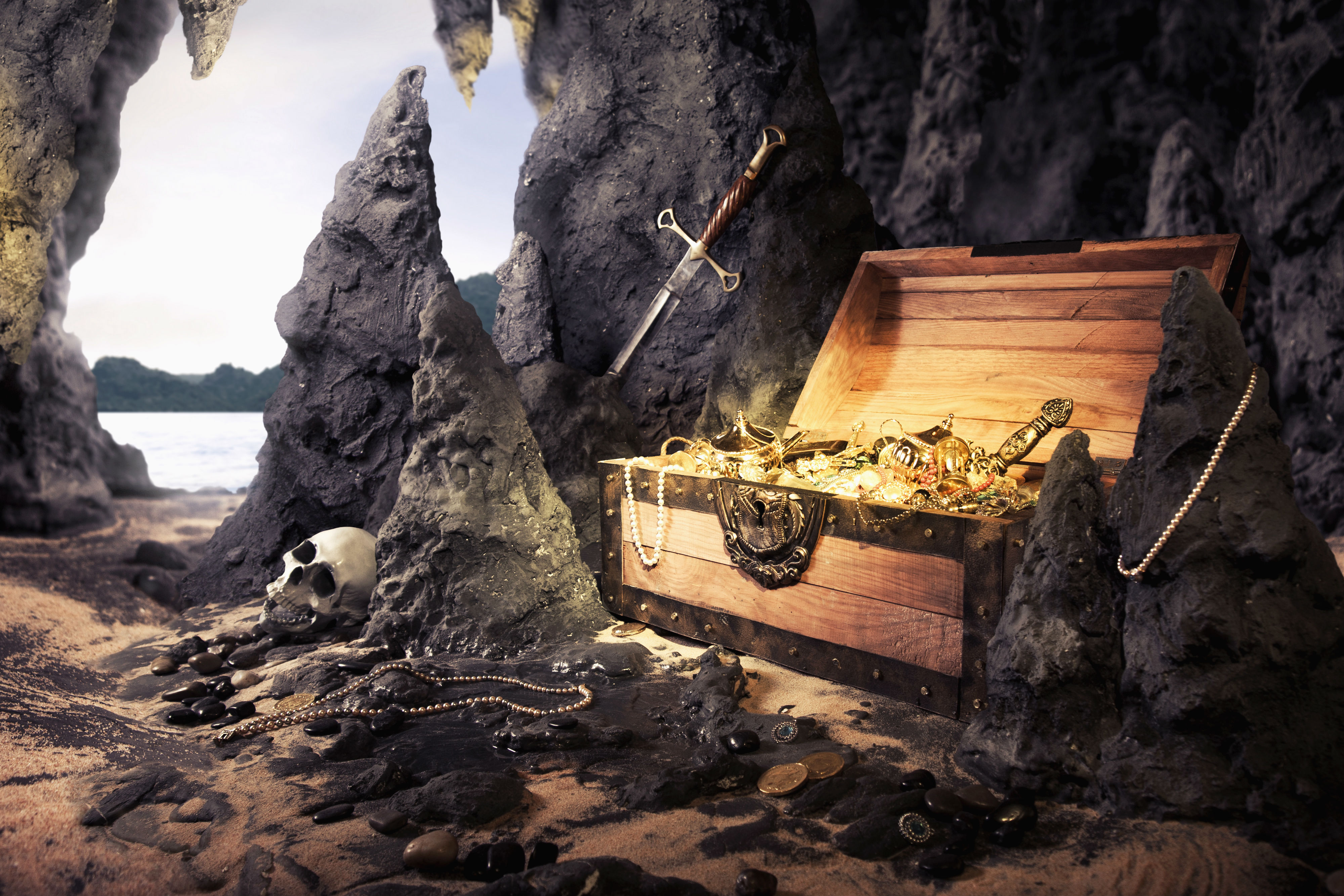 Baule tesoro pirata in grotta, 4000x2667 Ultra HD, 4K TV
