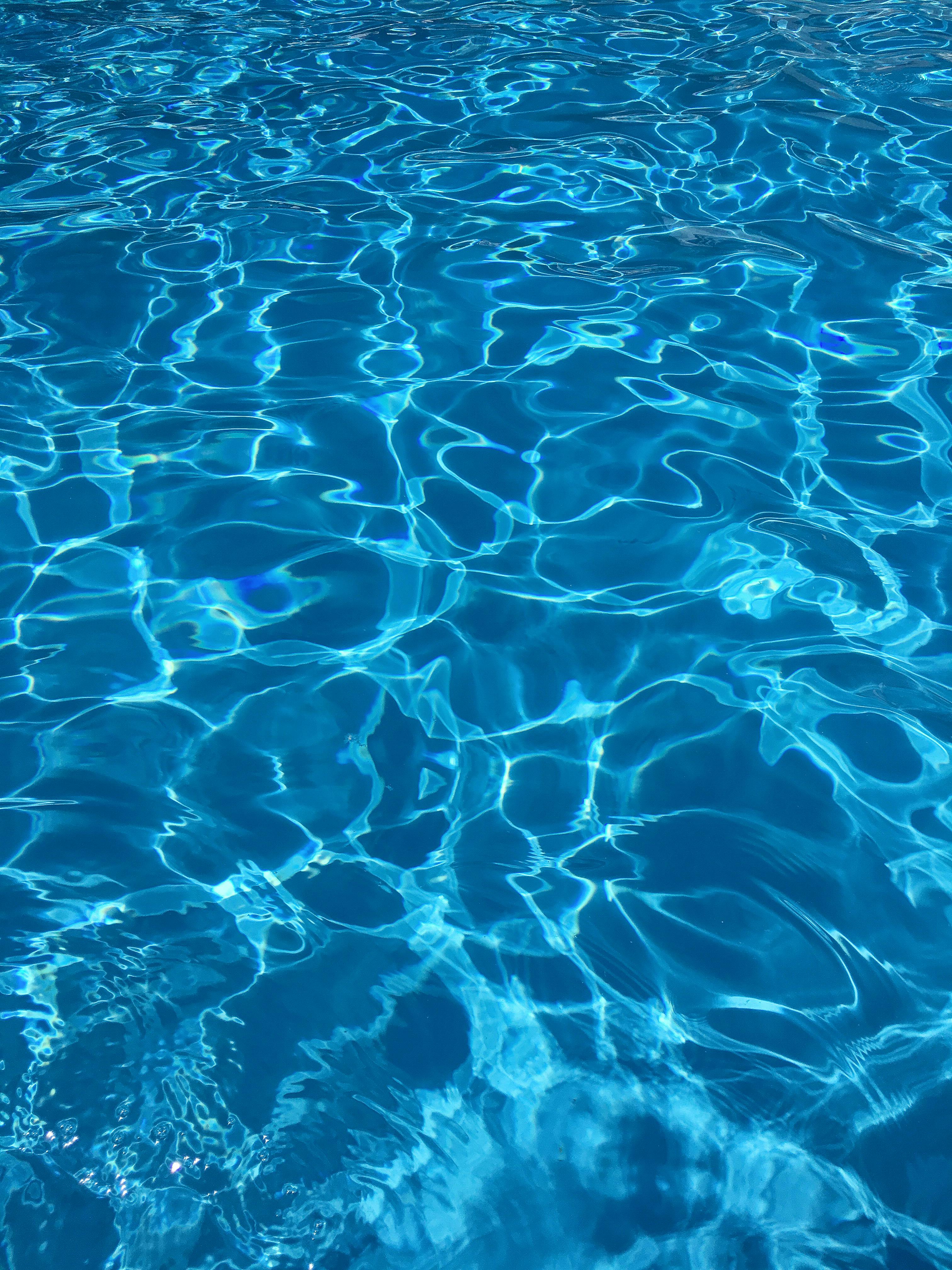 Acqua piscina blu increspata, 3024x4032 Full HD Verticale, iPhone