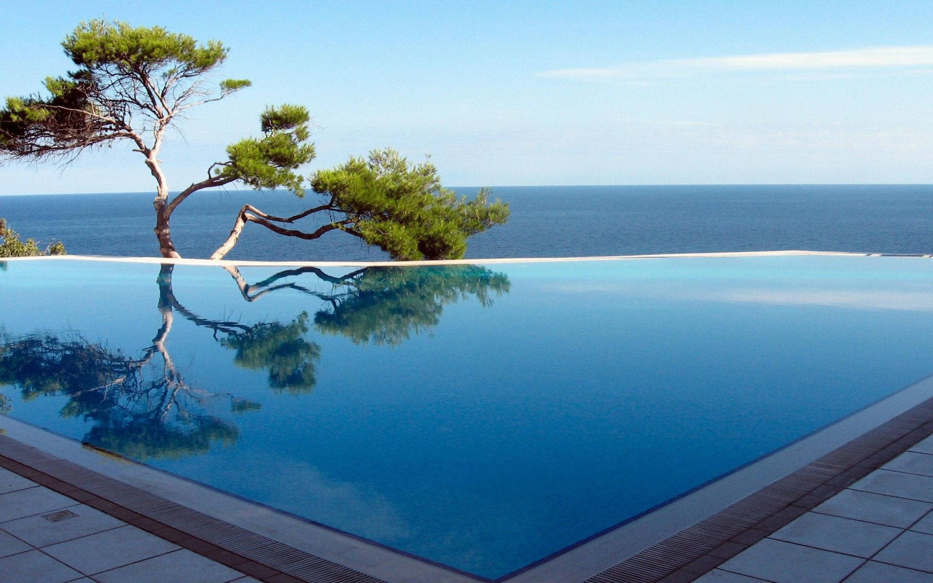 Piscina a sfioro vista mare, 1920x1200 Full HD+, Desktop