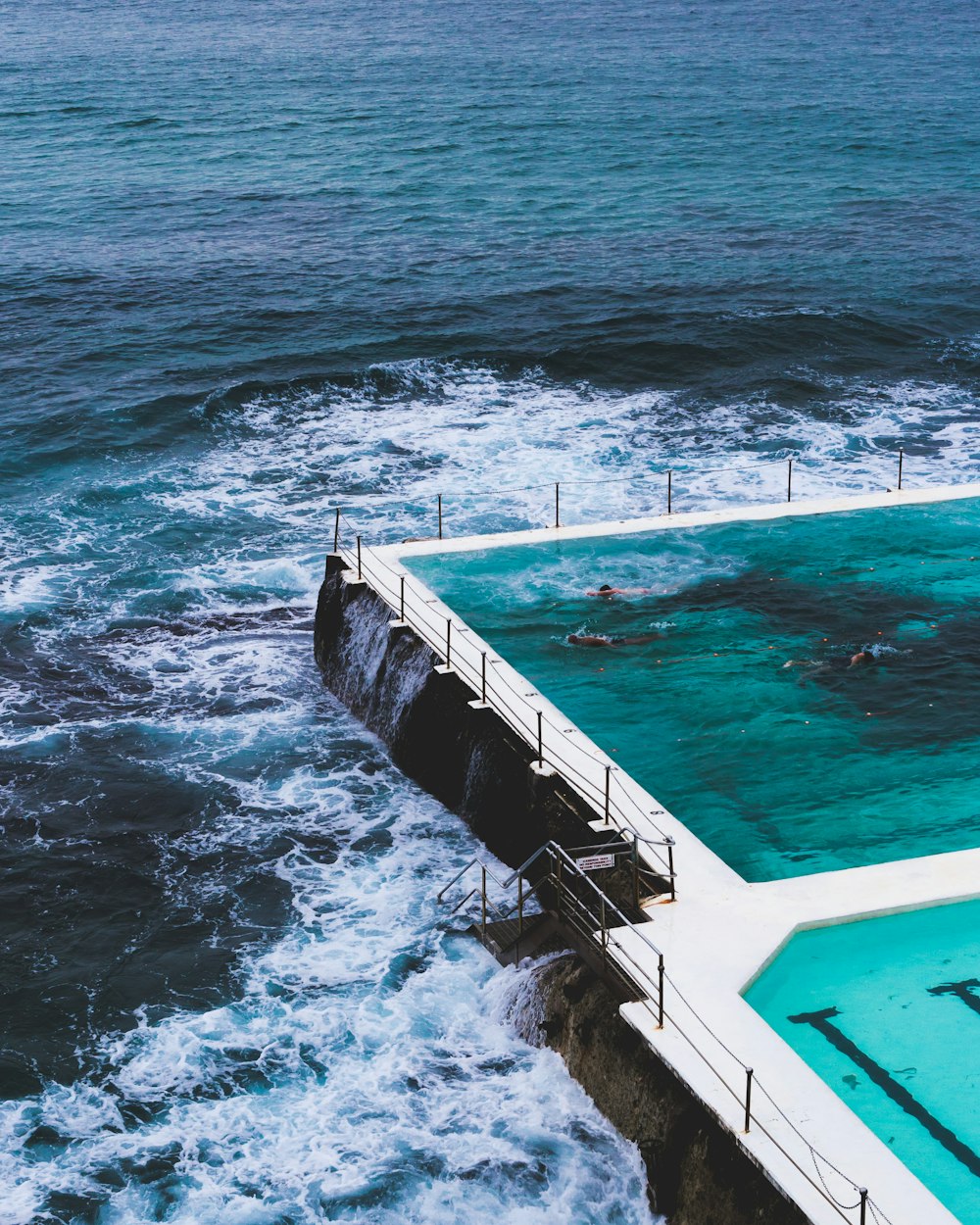 Piscina oceanica vista aerea, 1000x1250 Full HD Verticale, Smartphone