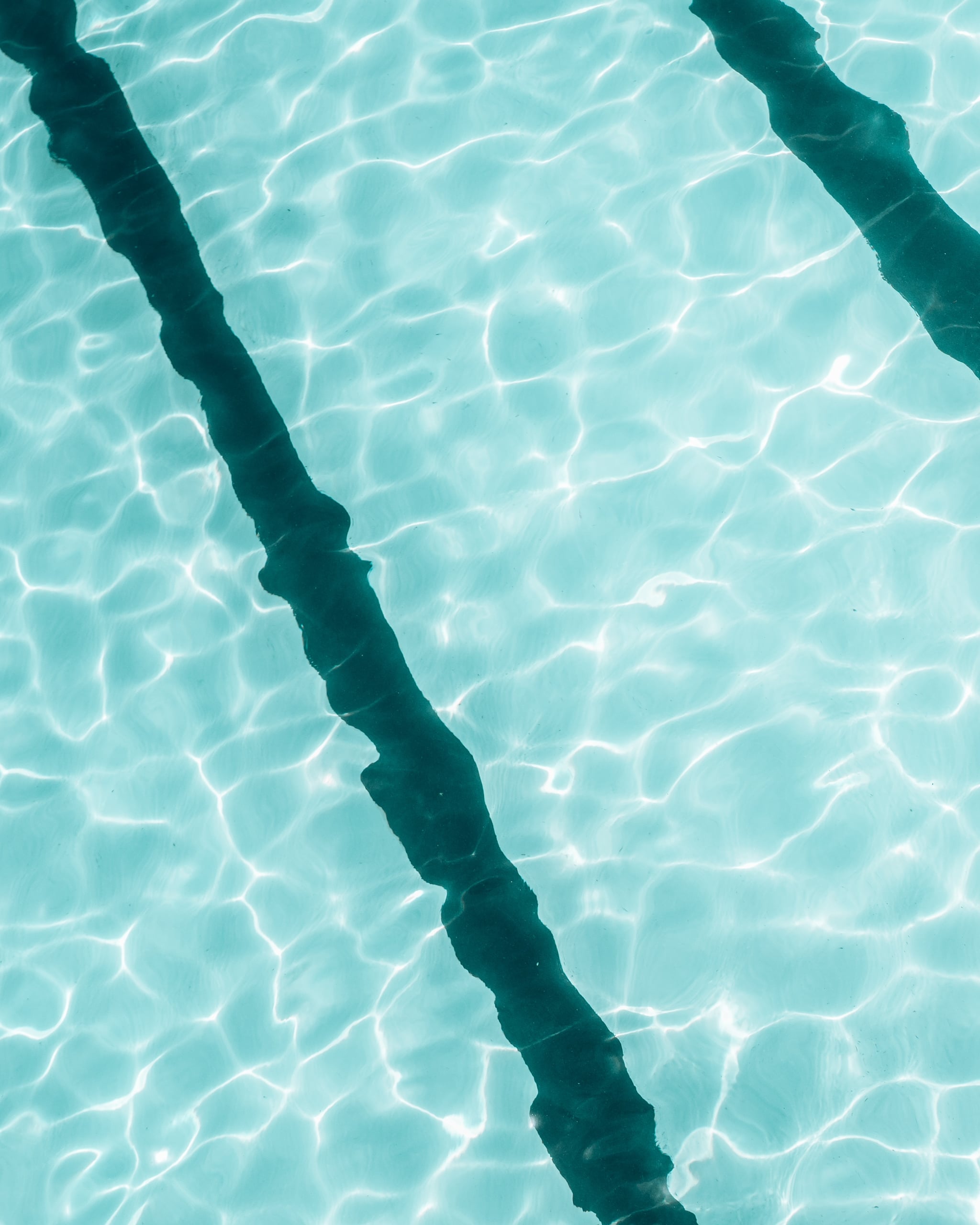 Corsie piscina acqua turchese, 2048x2560 Verticale, Telefono