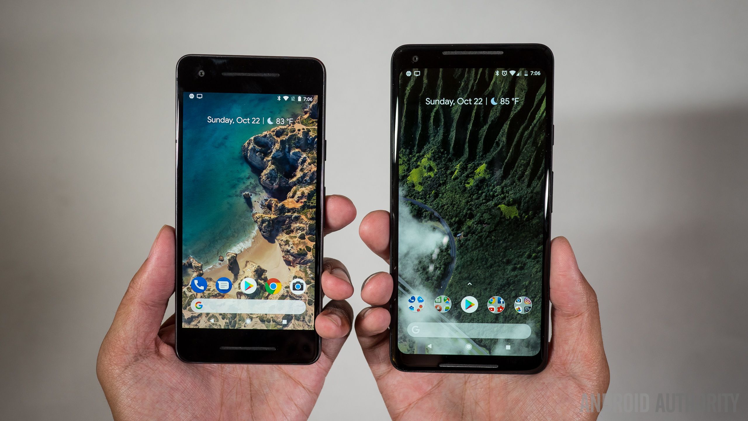 Google Pixel 2 XL nero in mano, 1600x1200 HD, Desktop