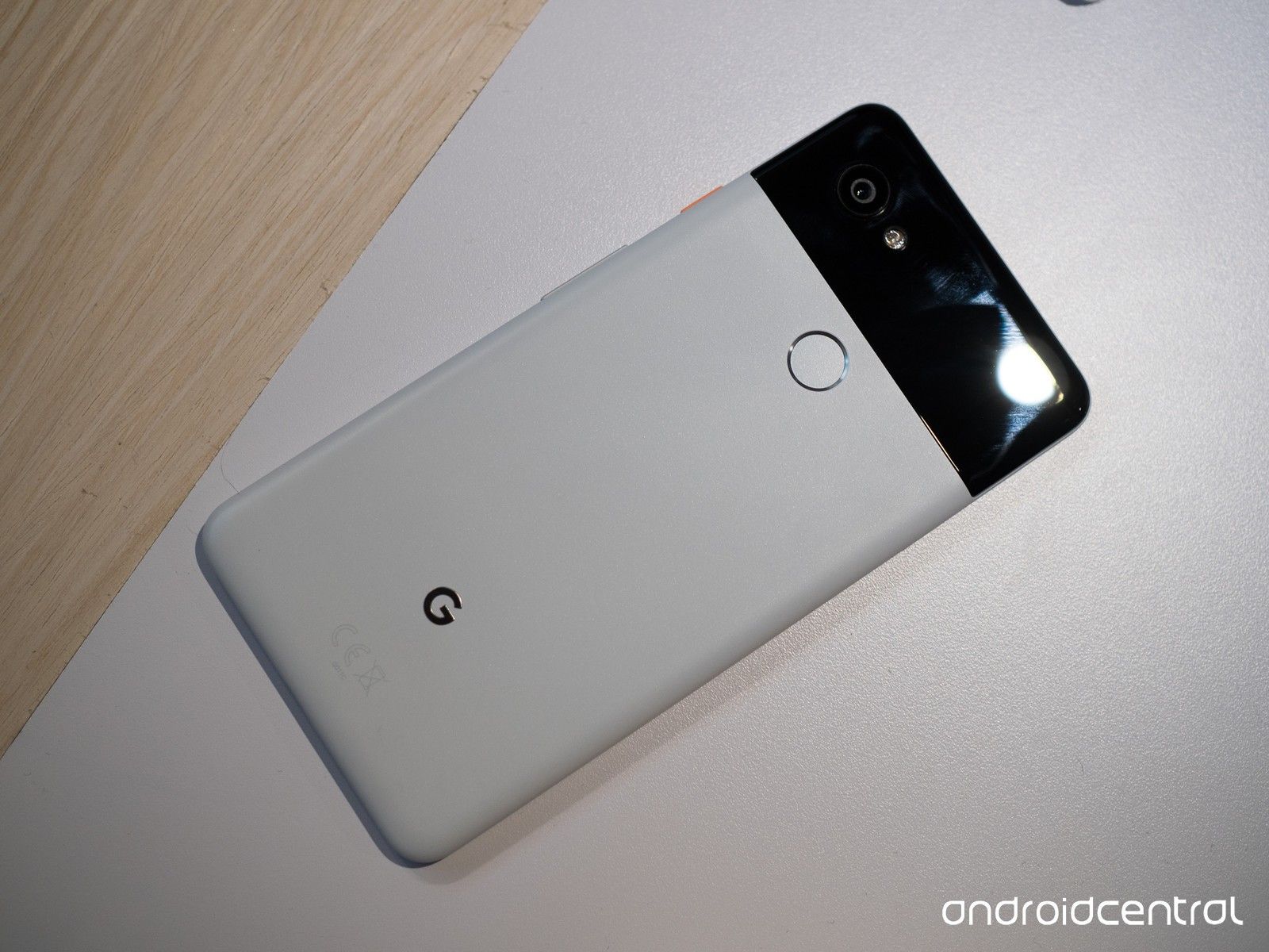 Google Pixel 2 bianco nero, 2048x1536 2K, Desktop