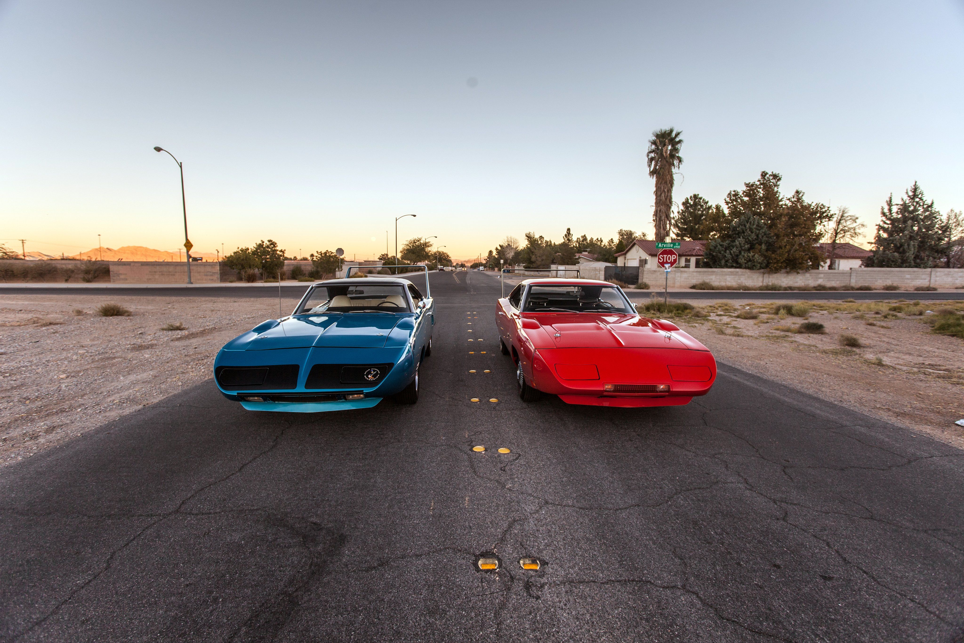 Plymouth Superbird blu e rossa, 4096x2731 UHD, PC 4K