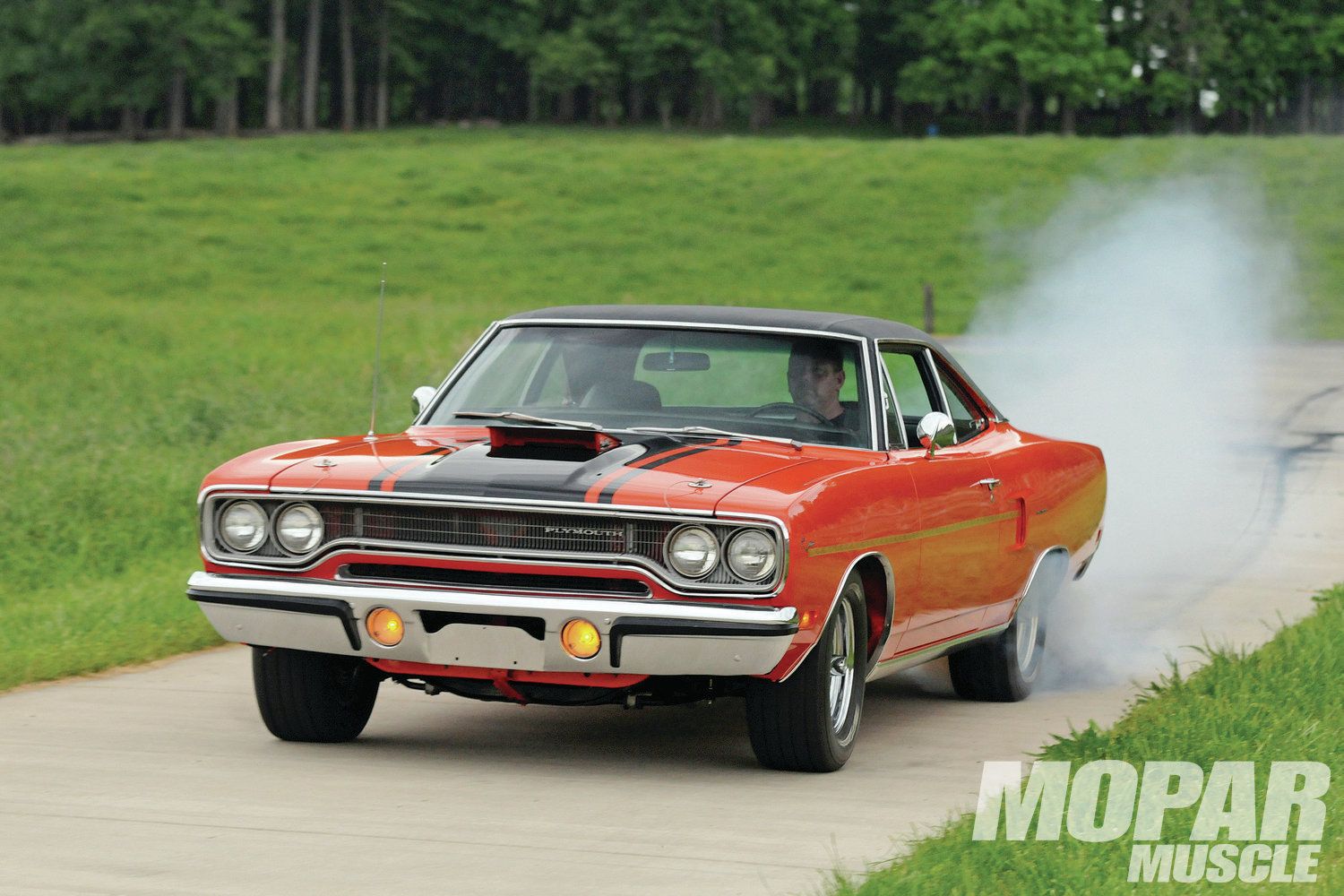 Plymouth Road Runner arancione, 1500x1000 720p, Laptop