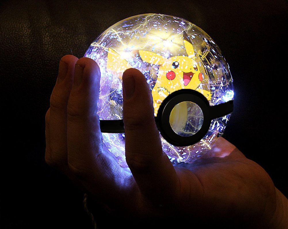 Pokeball trasparente con Pikachu luminosa, tipo elettro, 1001x798 HD, Laptop