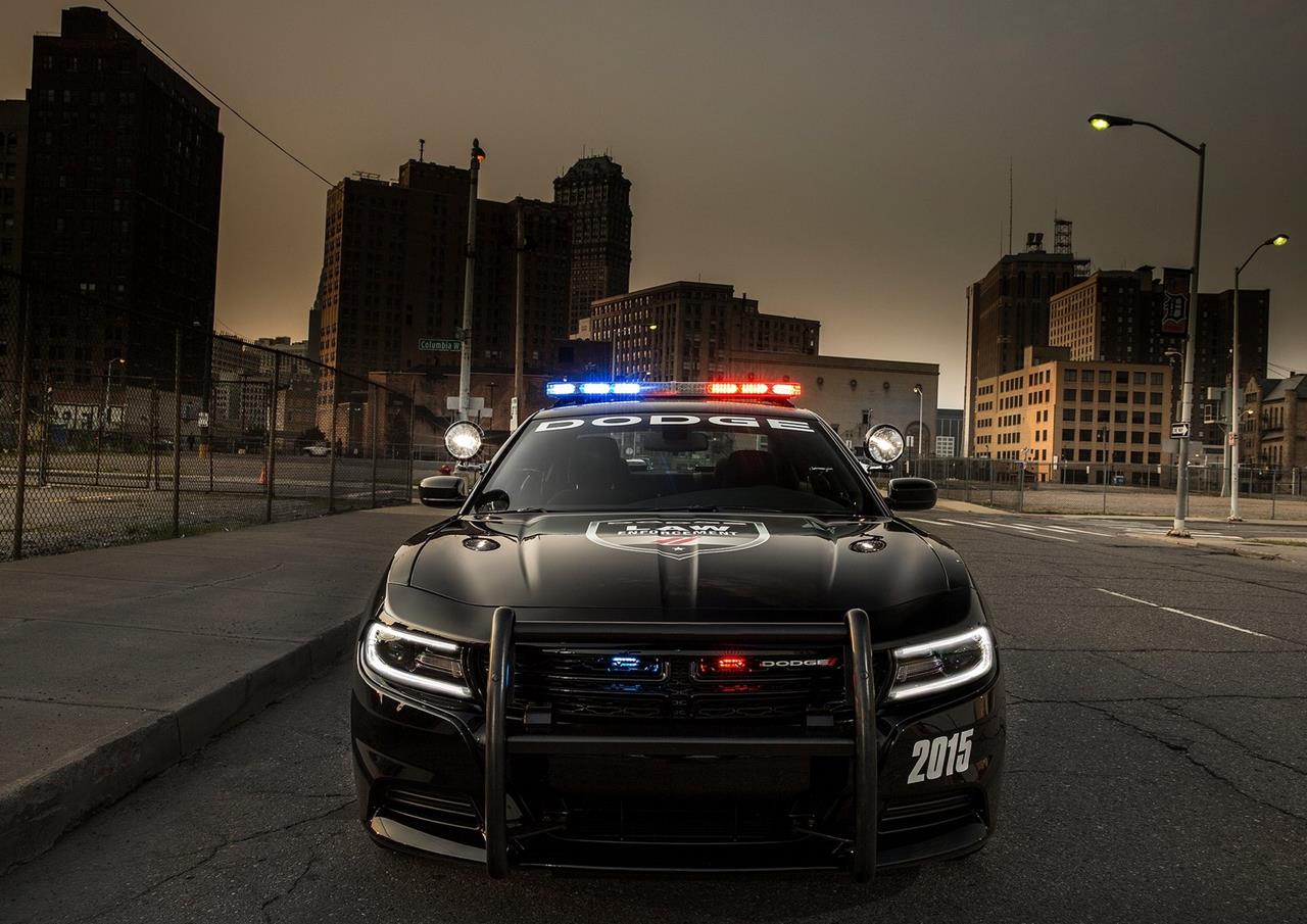 Auto polizia Dodge Charger nera, V8, 1280x905 720p, PC