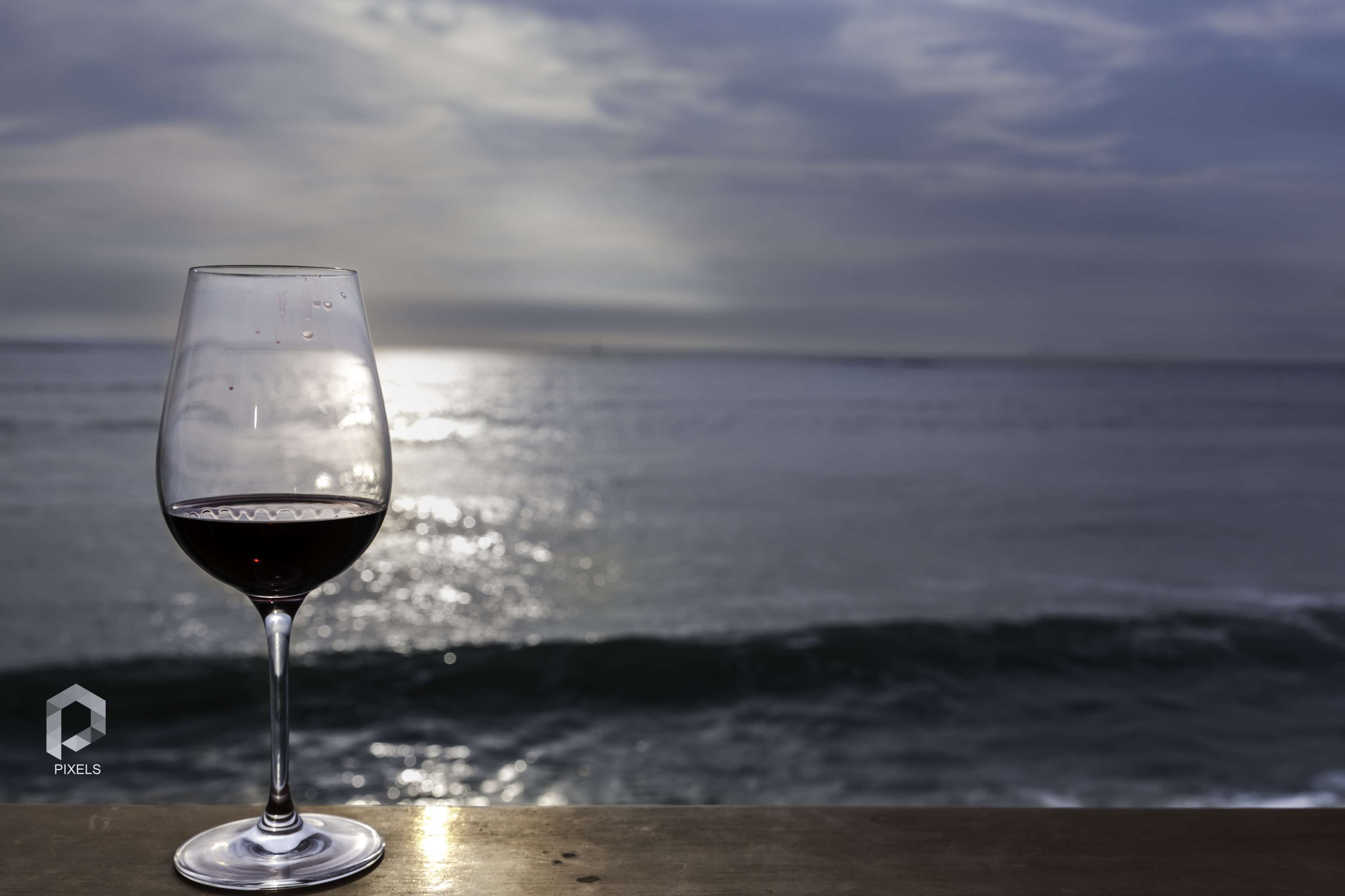 Bicchiere vino rosso mare, 3840x2560 UHD, PC 4K