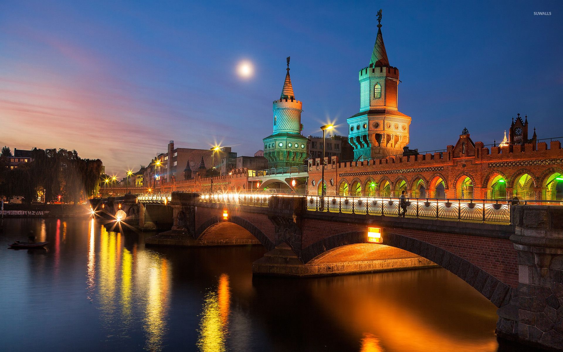 Ponte Oberbaum Berlino notte, 1920x1200 Full HD+ WUXGA, Laptop
