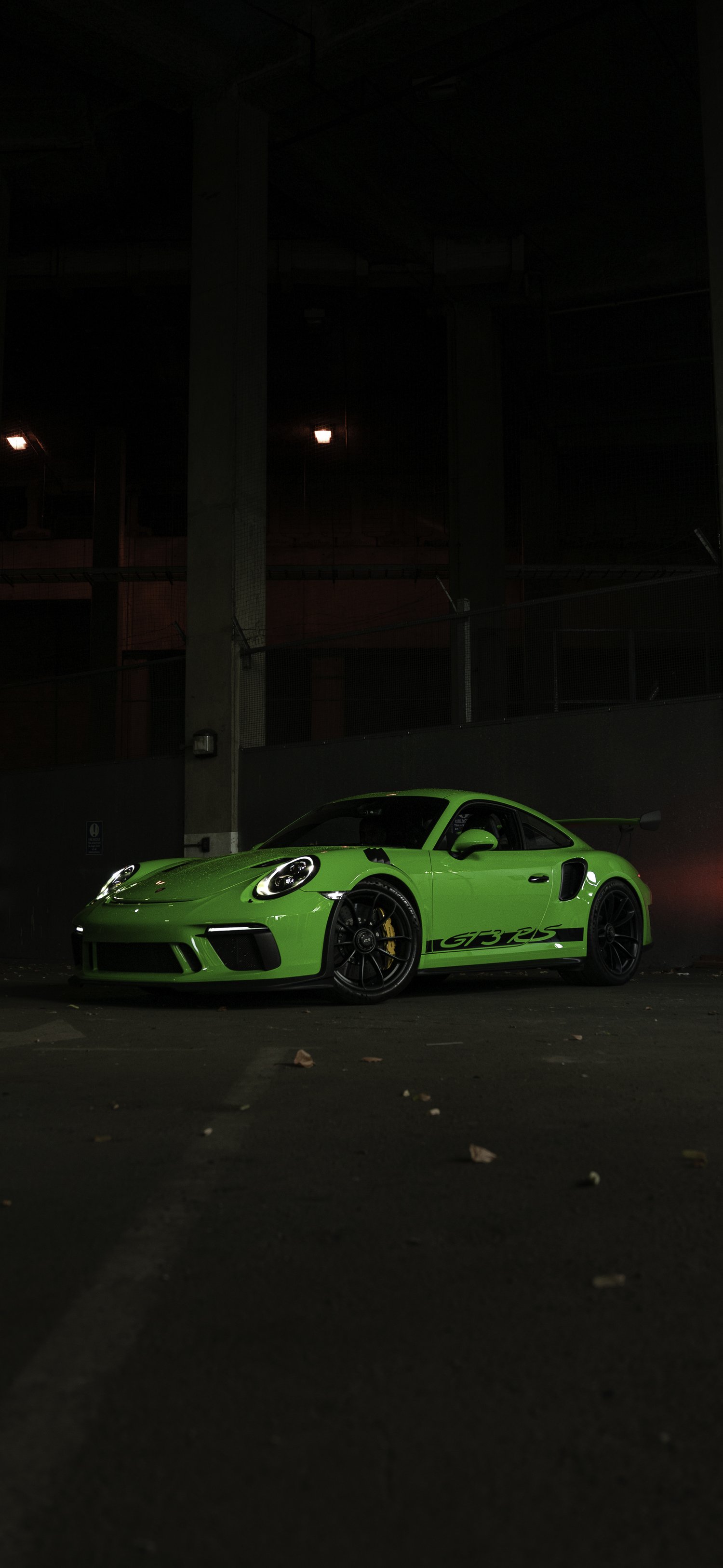 Porsche 911 GT3 RS verde, 1500x3252 Full HD Verticale, iPhone