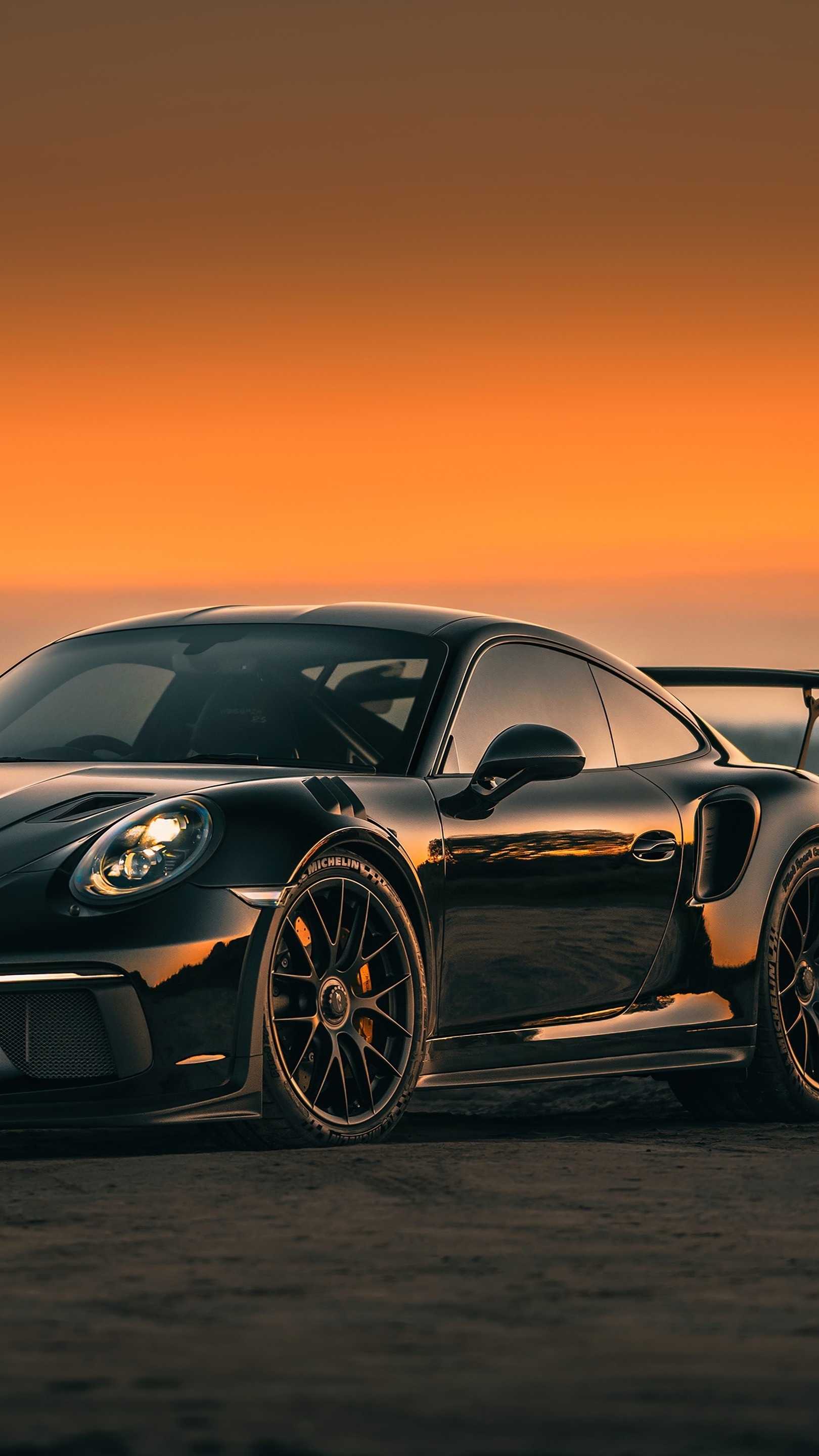 Porsche 911 GT3 nera tramonto, sportiva tedesca, 1620x2880 Verticale, Mobile