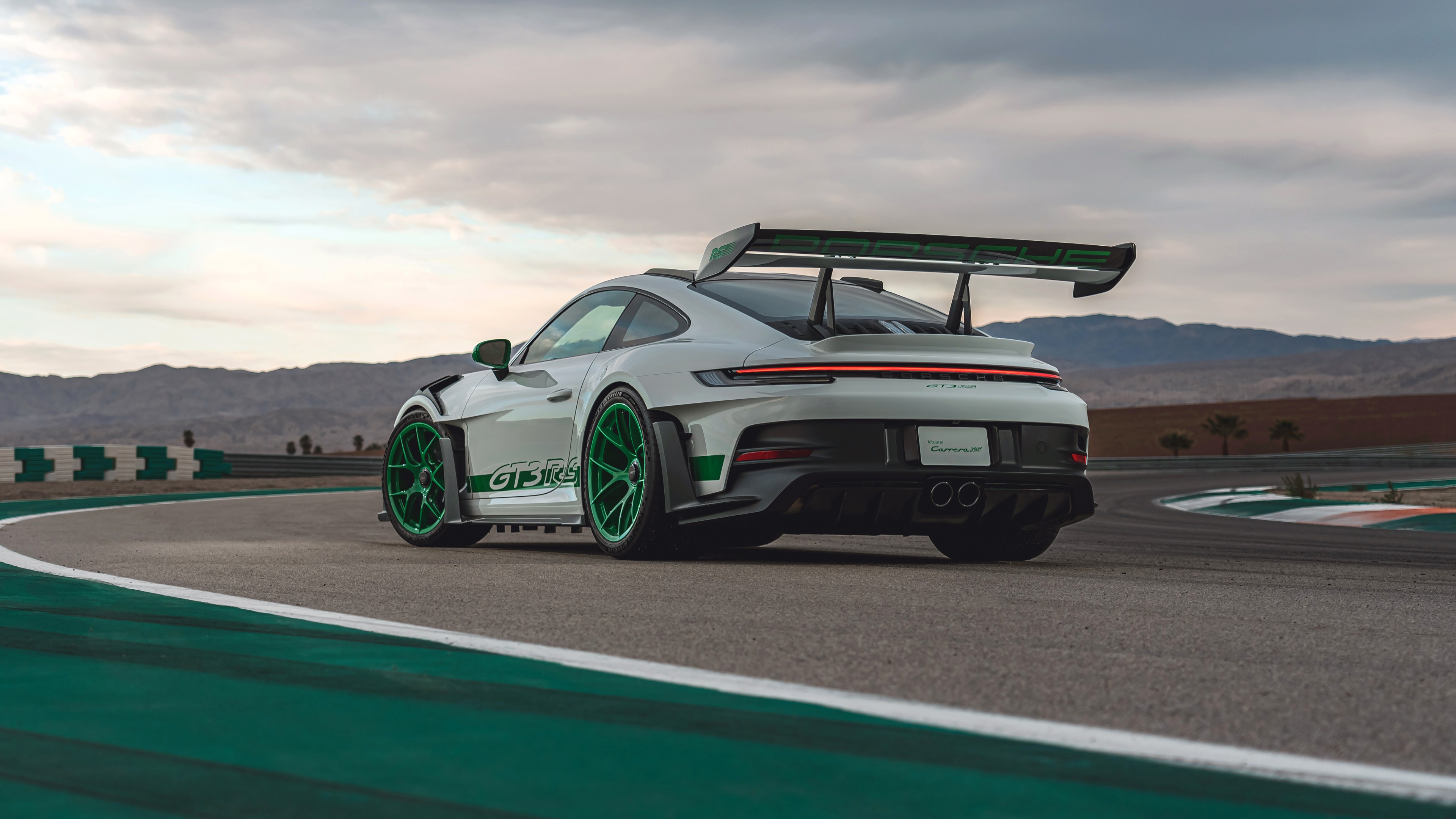 Porsche 911 GT3 RS pista, 3840x2160 4K, Desktop 4K