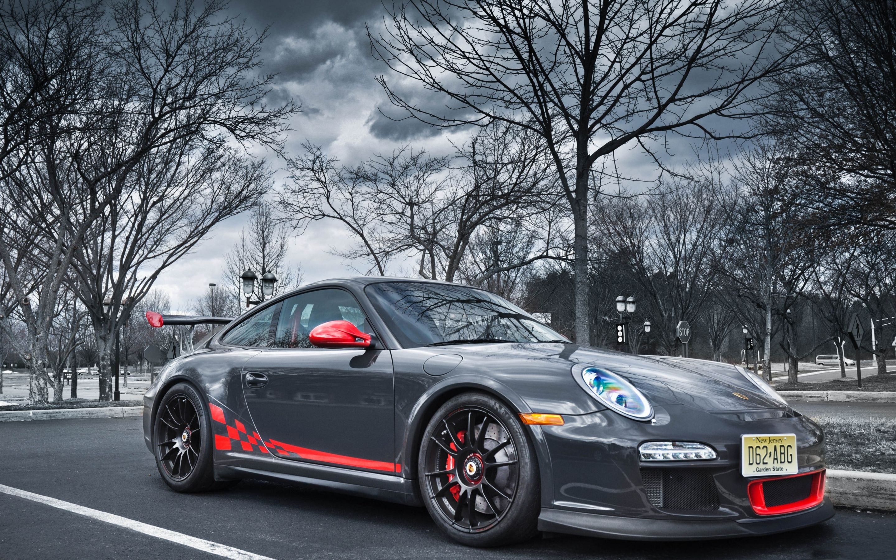 Porsche 911 grigia strada, 2880x1800 2K, Desktop