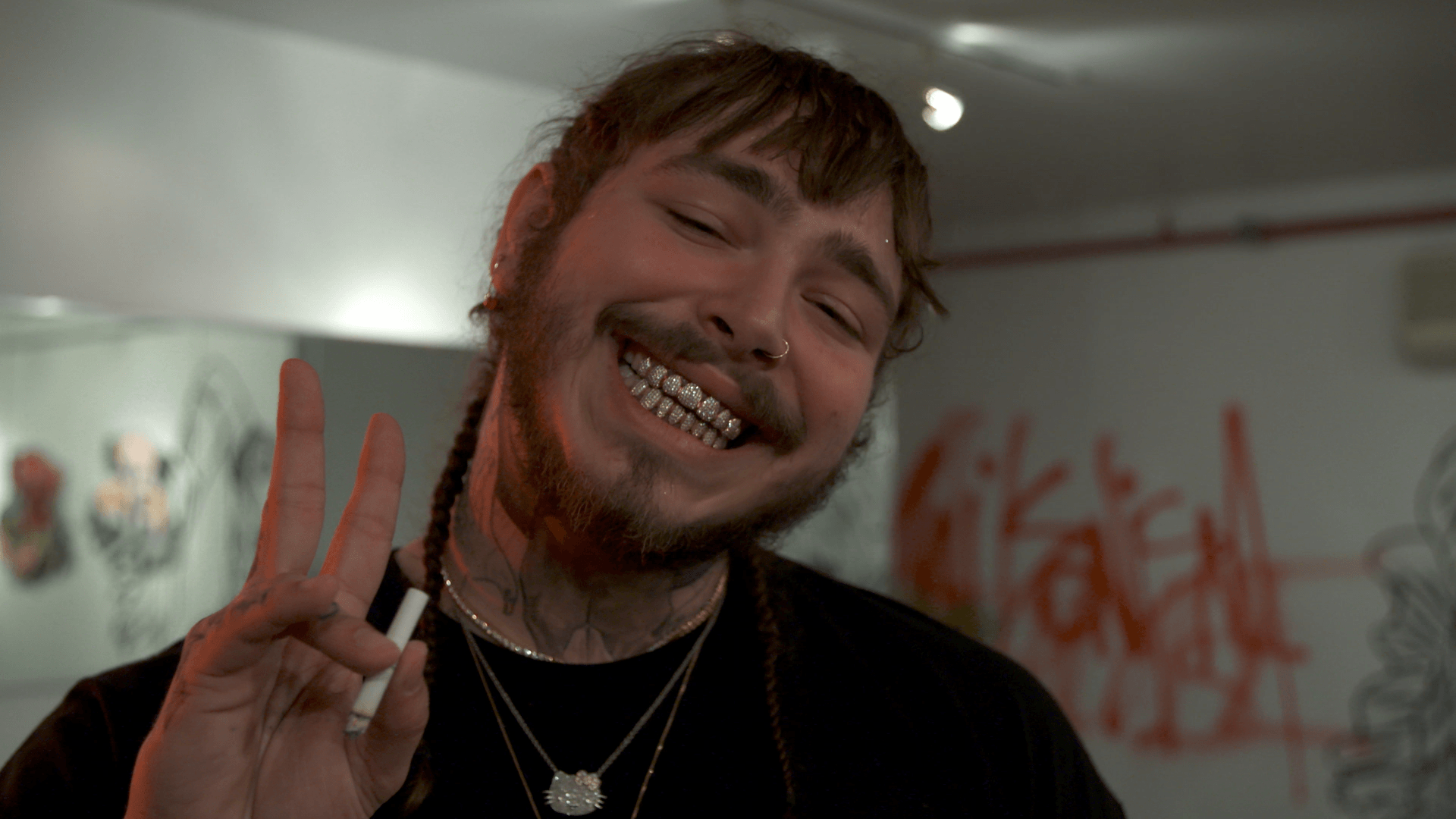 Post Malone segno pace sorridente, 1920x1080 1080p, PC Desktop