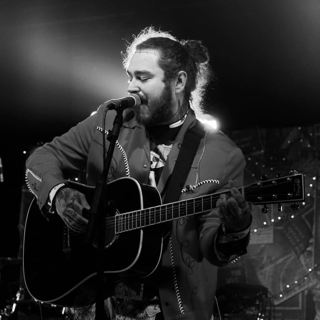 Post Malone concerto in bianco e nero, 1080x1080 HD, Monitor Gaming