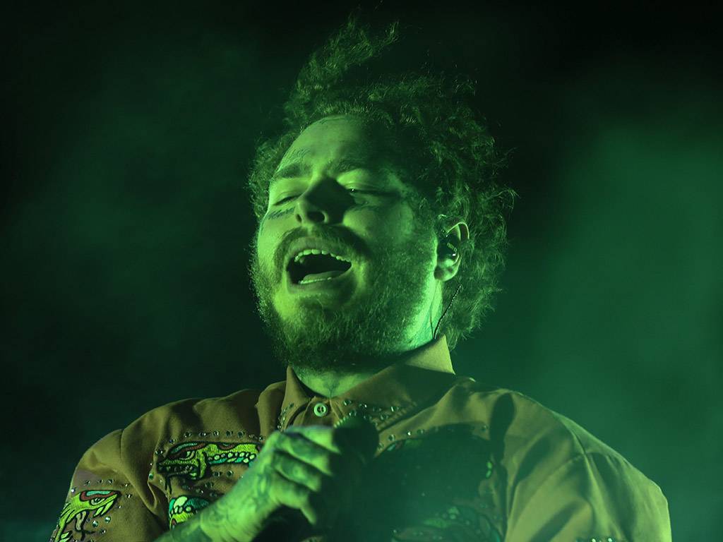 Post Malone concerto luce verde, 1024x768 HD, Desktop
