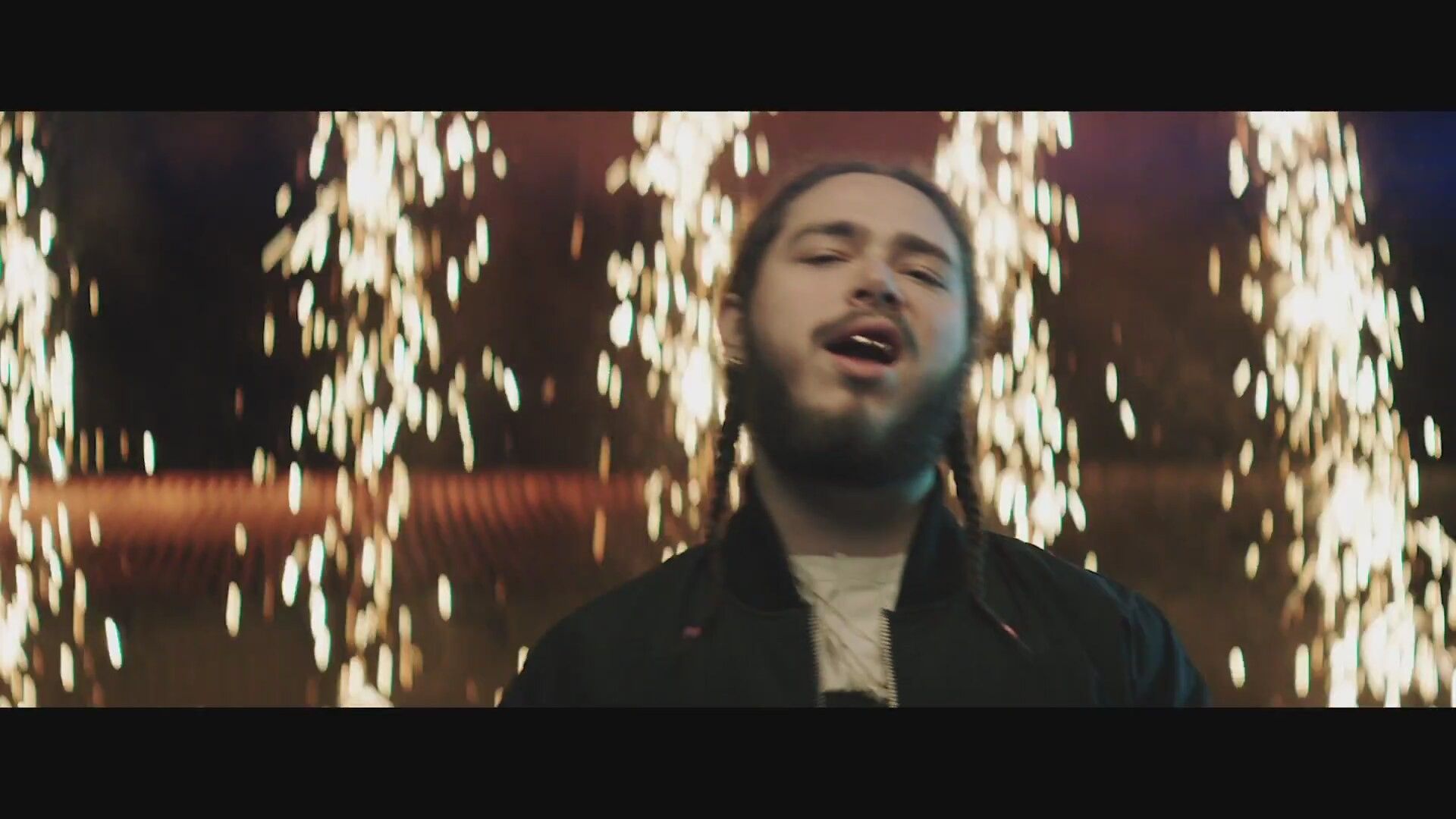 Post Malone con PC gaming, 1399x799 HD, Desktop