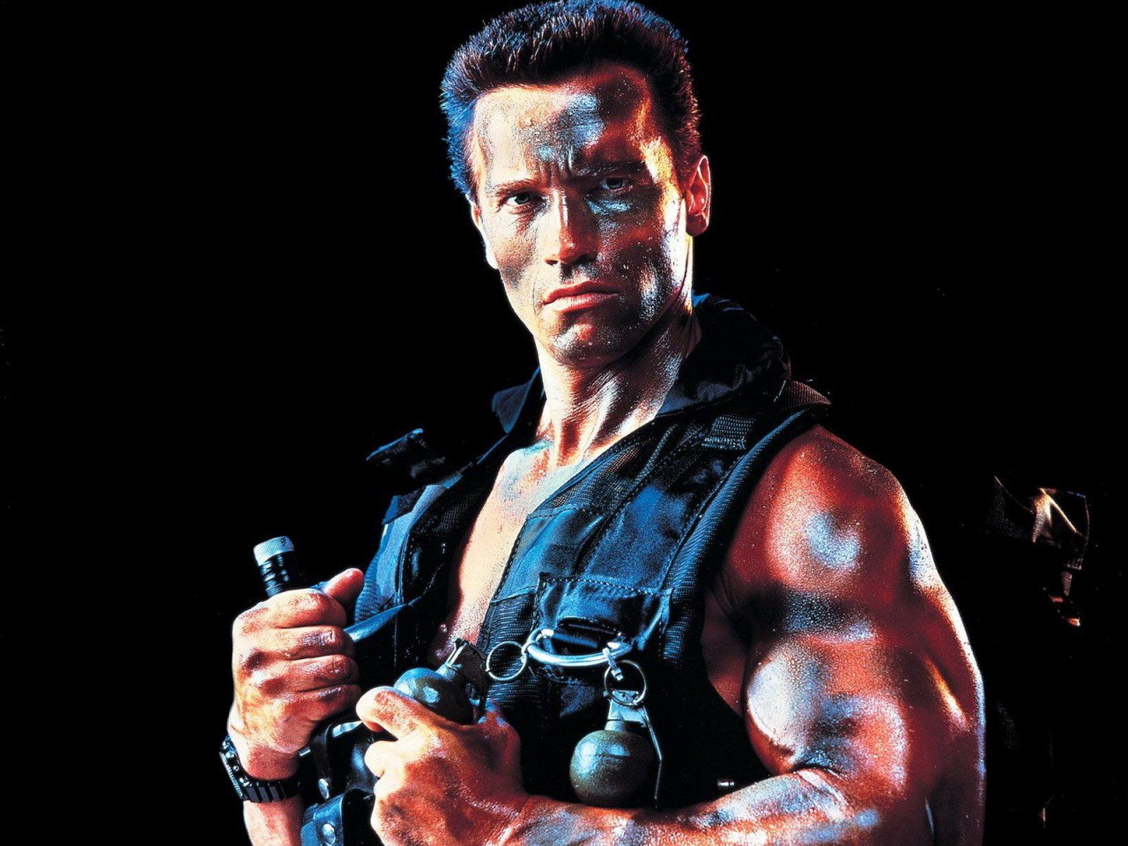 Soldato film Predator armato, 1600x1200 900p, HP Laptop
