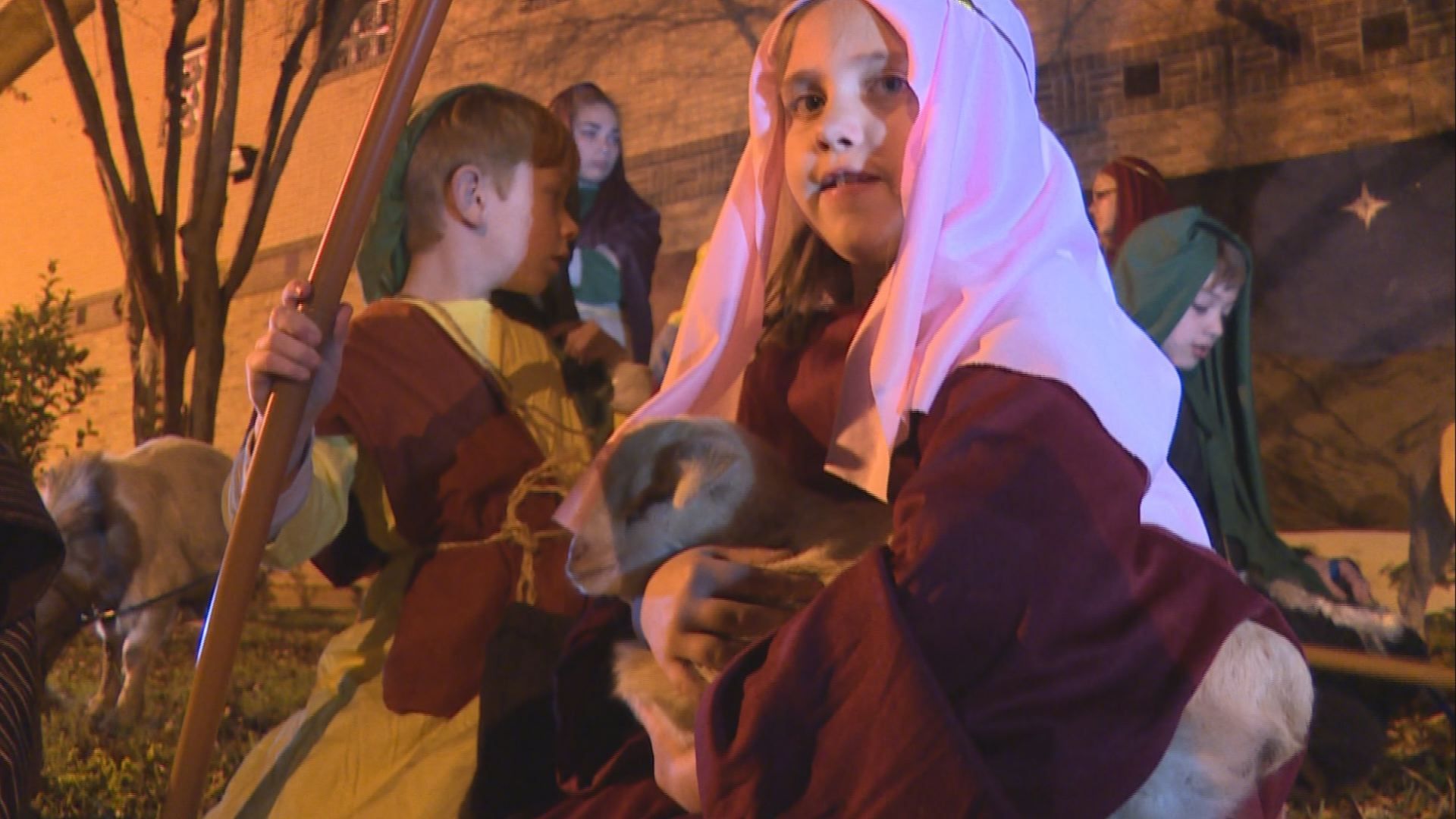 Presepe vivente notturno con costumi, 1280x853 720p, Acer Nitro
