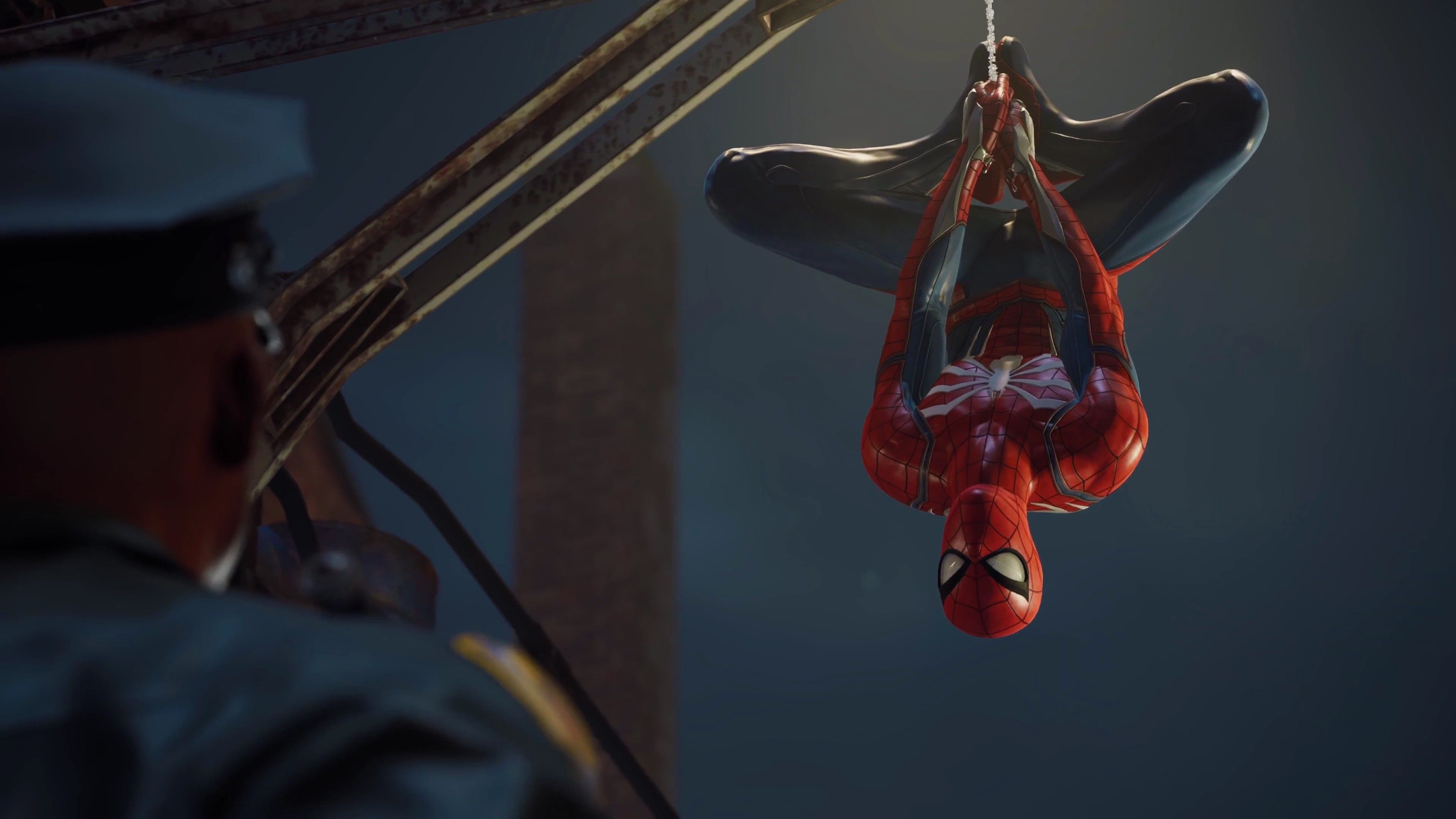 Spider-Man appeso a testa in giù, Marvel, 3840x2160 4K Ultra HD, Monitor 4K