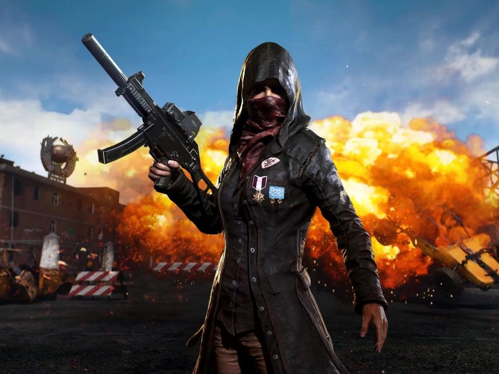 Personaggio PUBG con arma ed esplosione, battle royale, 1024x768 HD, Desktop