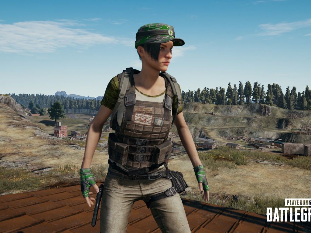 Ragazza PUBG con casco e pistola, 736x1104 Verticale, Mobile