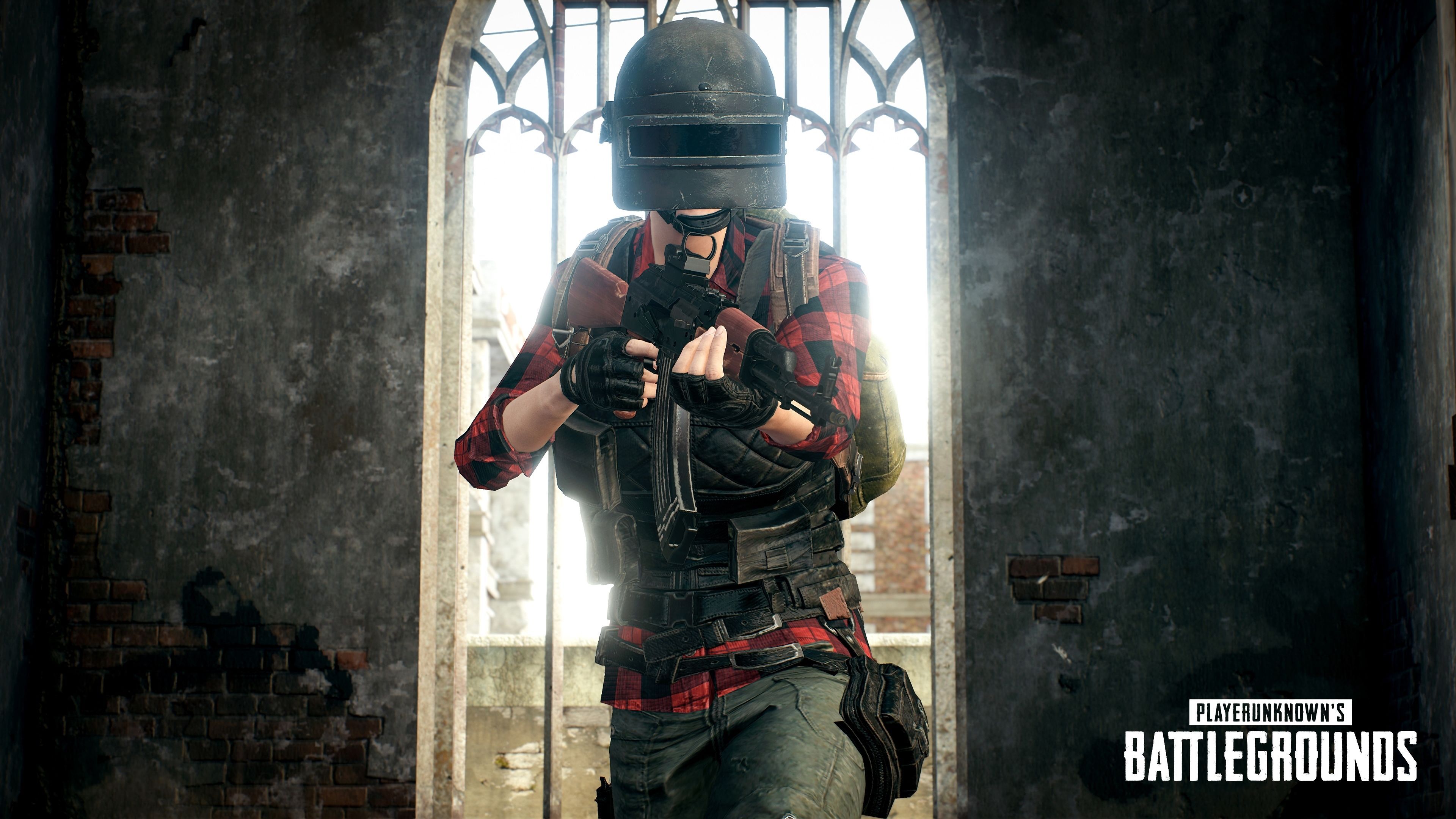 Personaggio PUBG con casco e arma, 3840x2160 Ultra HD, Monitor 4K