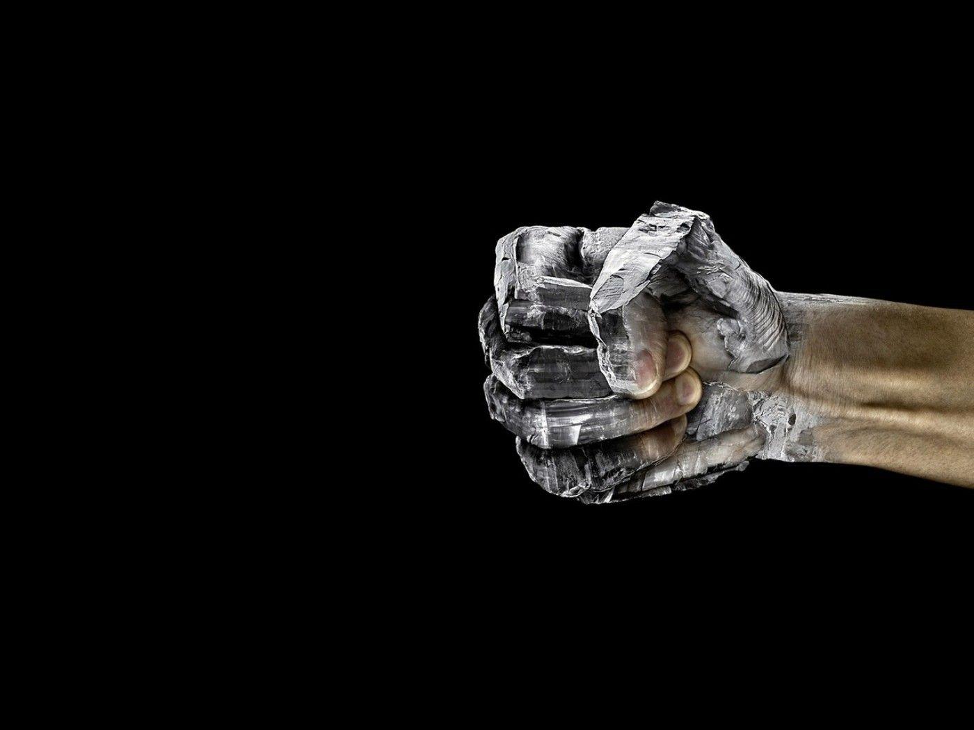 Pugno con vernice grigia, 1400x1050 HD, Desktop