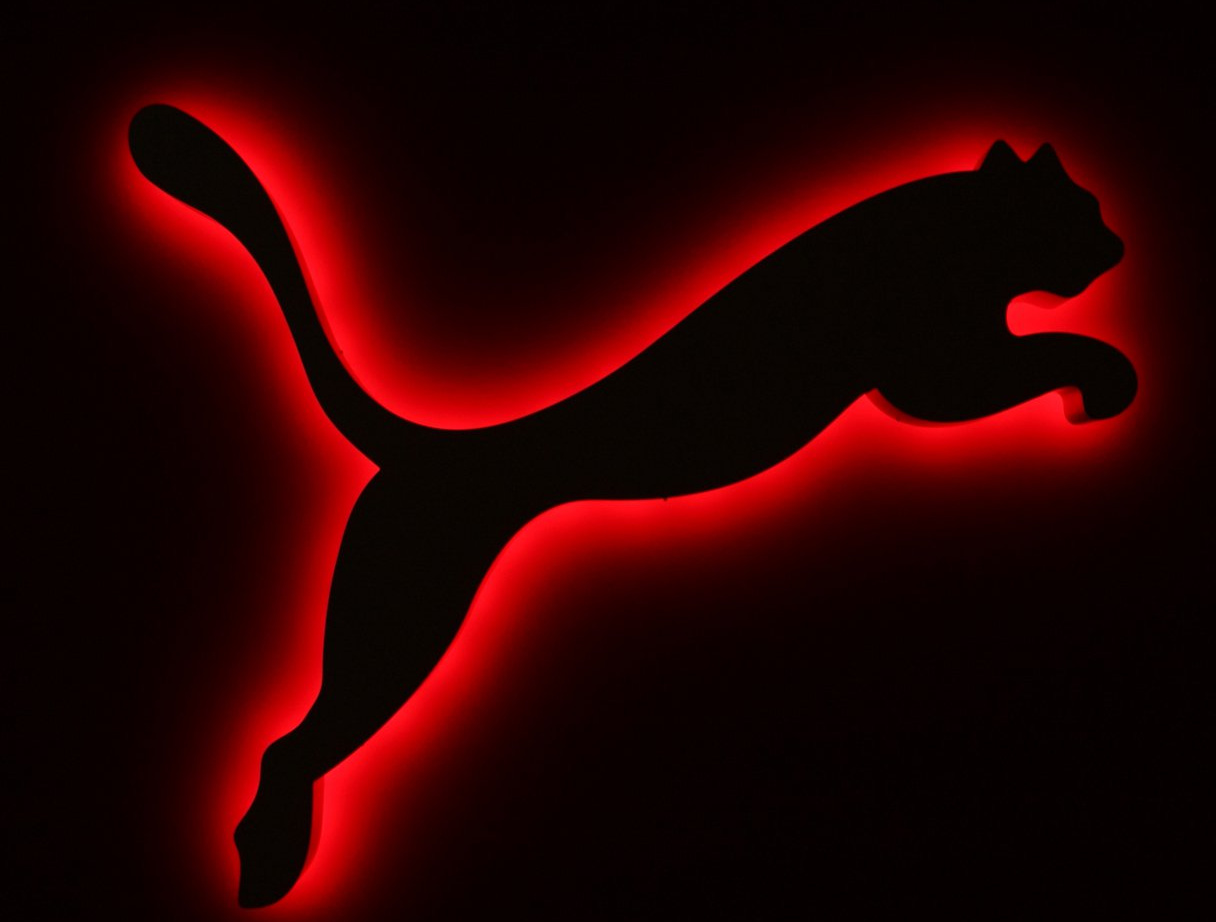 Logo Puma silhouette rossa, 1216x922 HD, Desktop