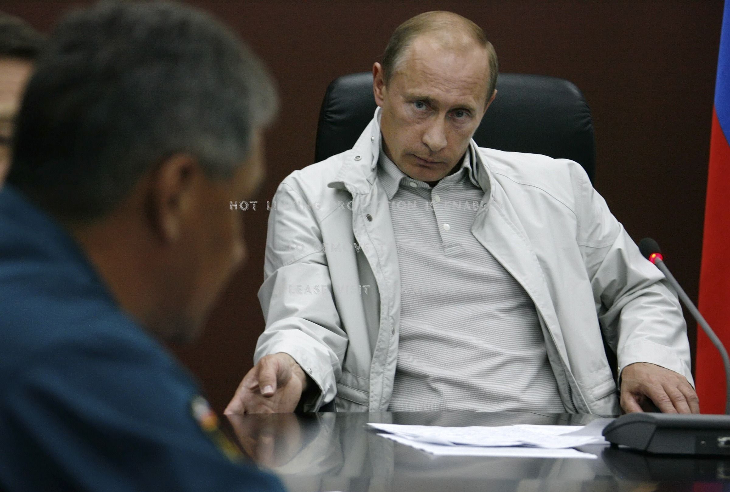 Vladimir Putin ritratto notturno, 1920x1440 Full HD+, PC