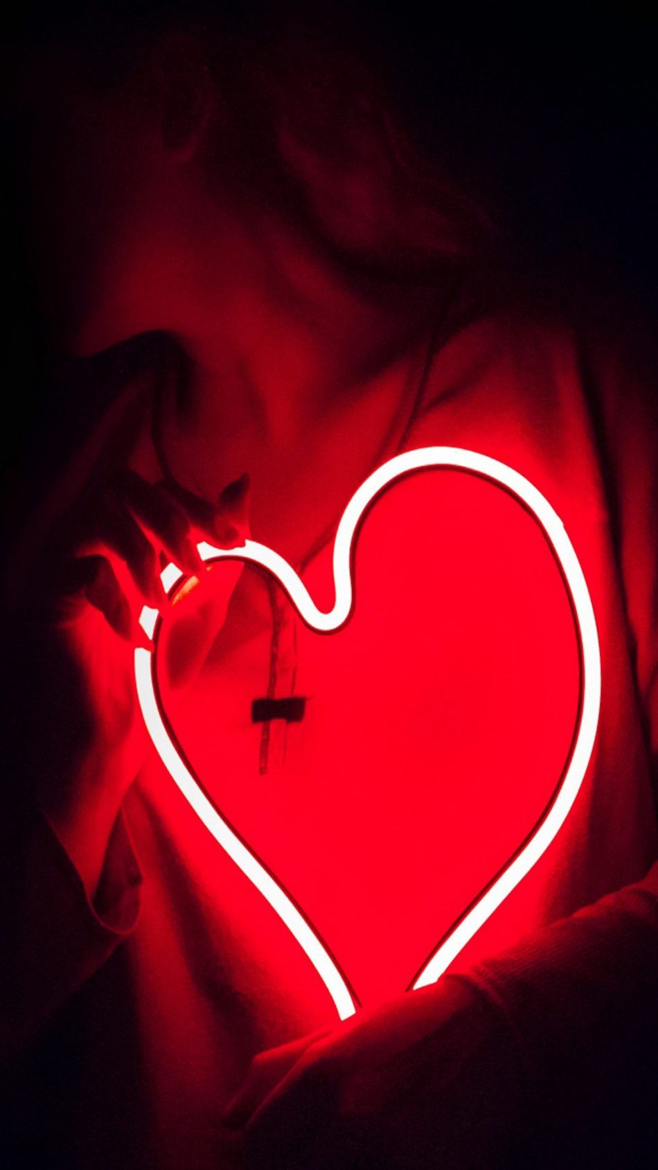Cuore neon rosso mano, 950x1689 Full HD Verticale, Smartphone
