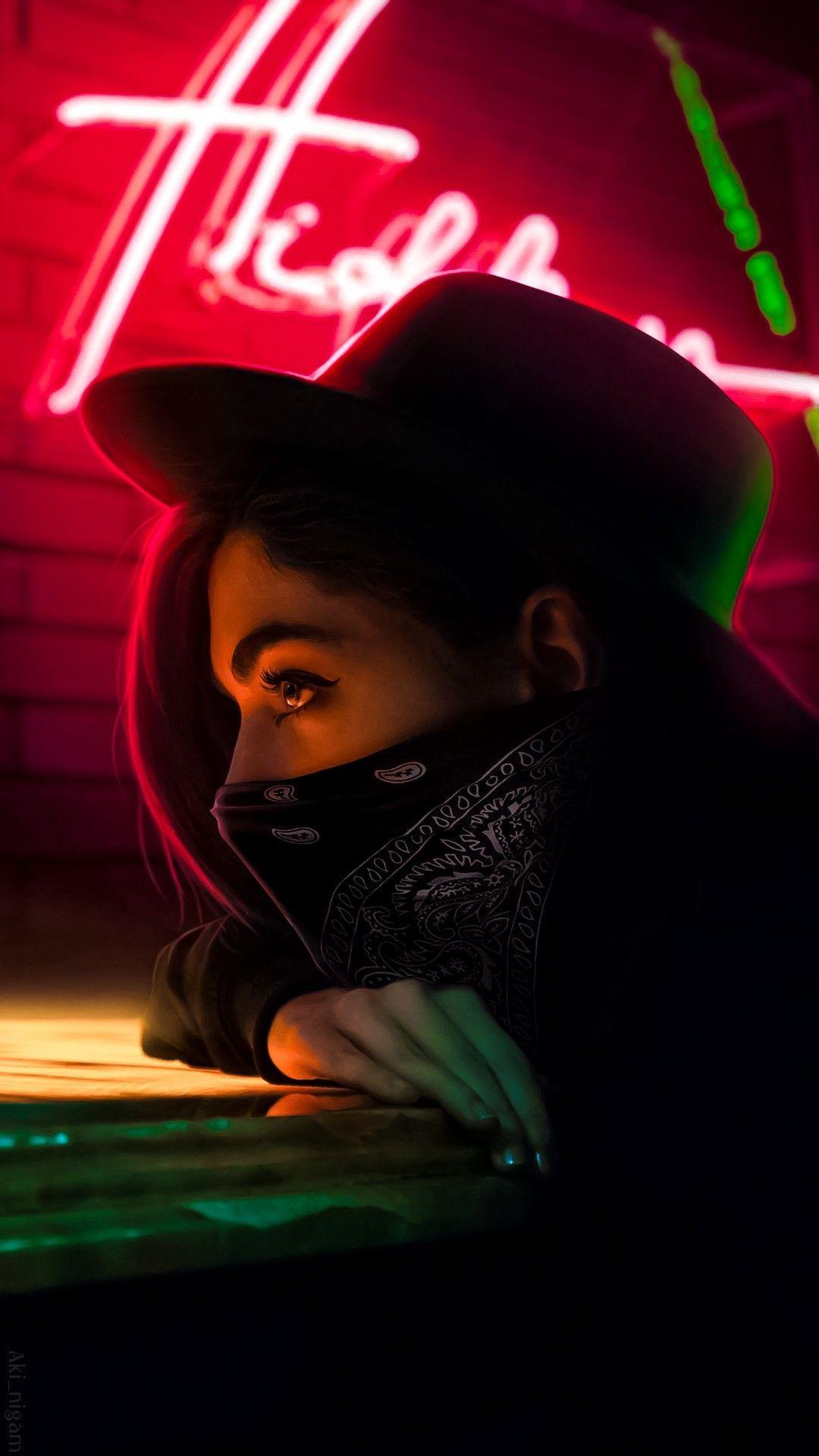 Ragazza con bandana e cappello, 1080x1920 Full HD Verticale, Smartphone