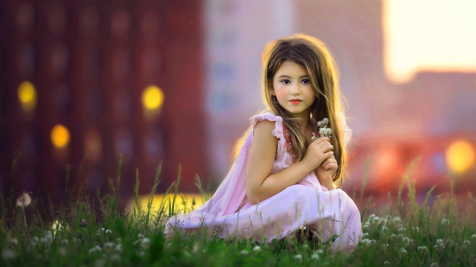 Bambina vestito rosa prato, 1920x1080 Full HD, Desktop