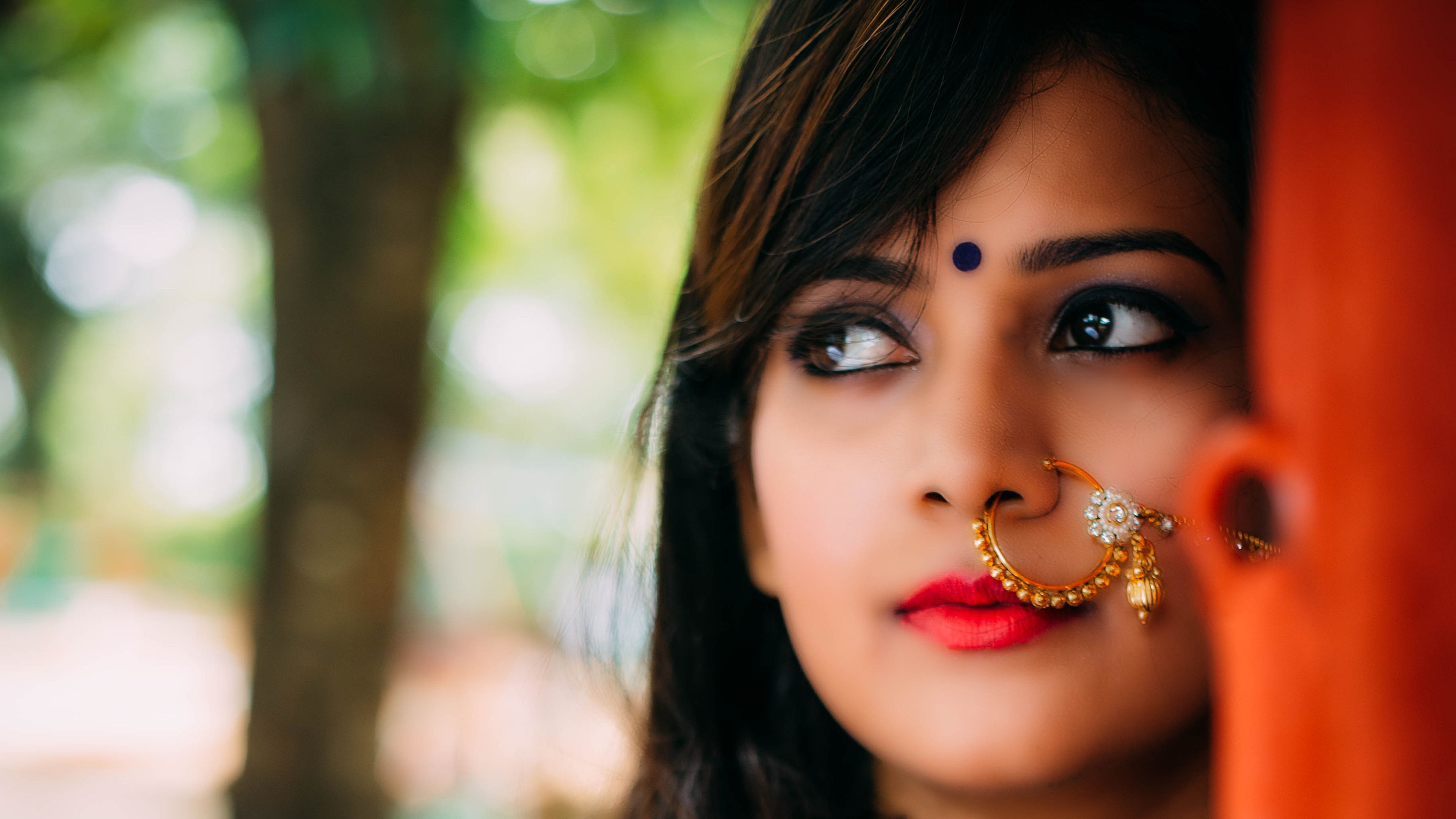 Ragazza indiana con nose ring, 3840x2160 4K Ultra HD, Monitor 4K
