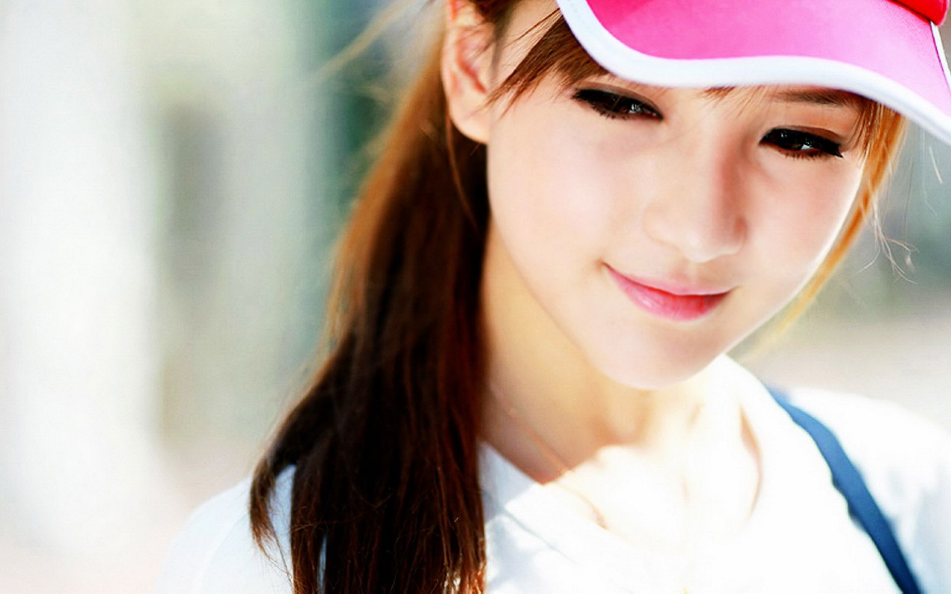 Ragazza con visiera rosa, 1920x1200 WUXGA, PC