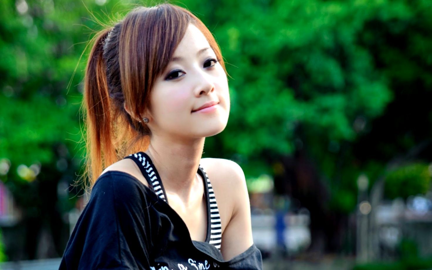 Ragazza asiatica capelli castani, 1472x920 HD, Desktop