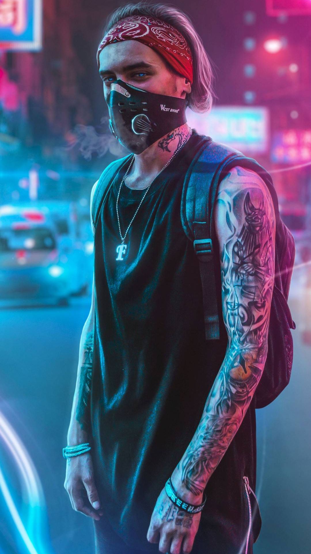 Ragazzo tatuato con maschera urban, 1080x1920 Full HD Verticale, iPhone