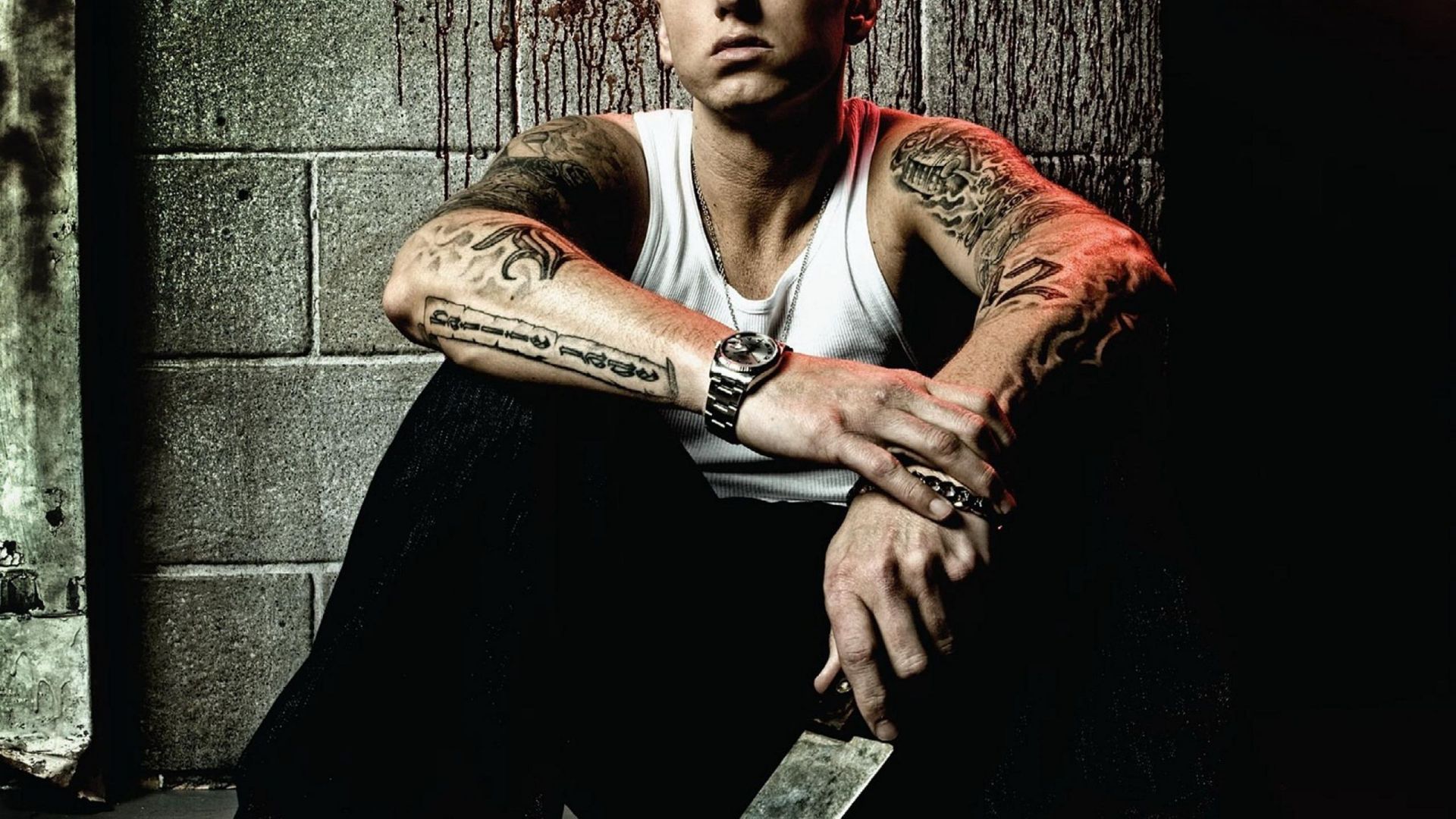 Rapper con arma e tatuaggi, 750x1334 Full HD Verticale, iPhone