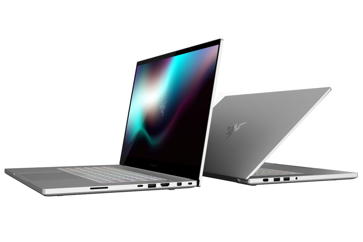 Laptop Razer Blade argento, 1200x800 HD, PC