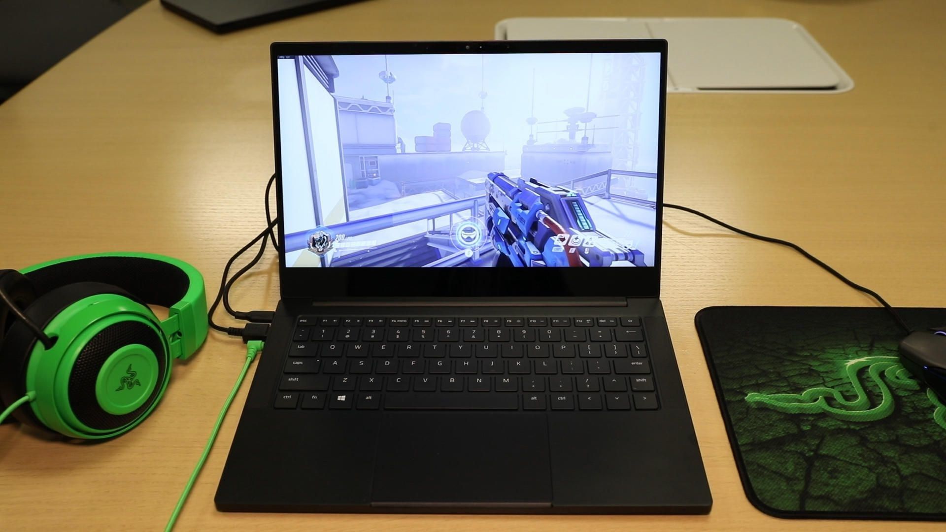 Laptop Dell schermo colorato, 1600x1200 HD Ready, Desktop