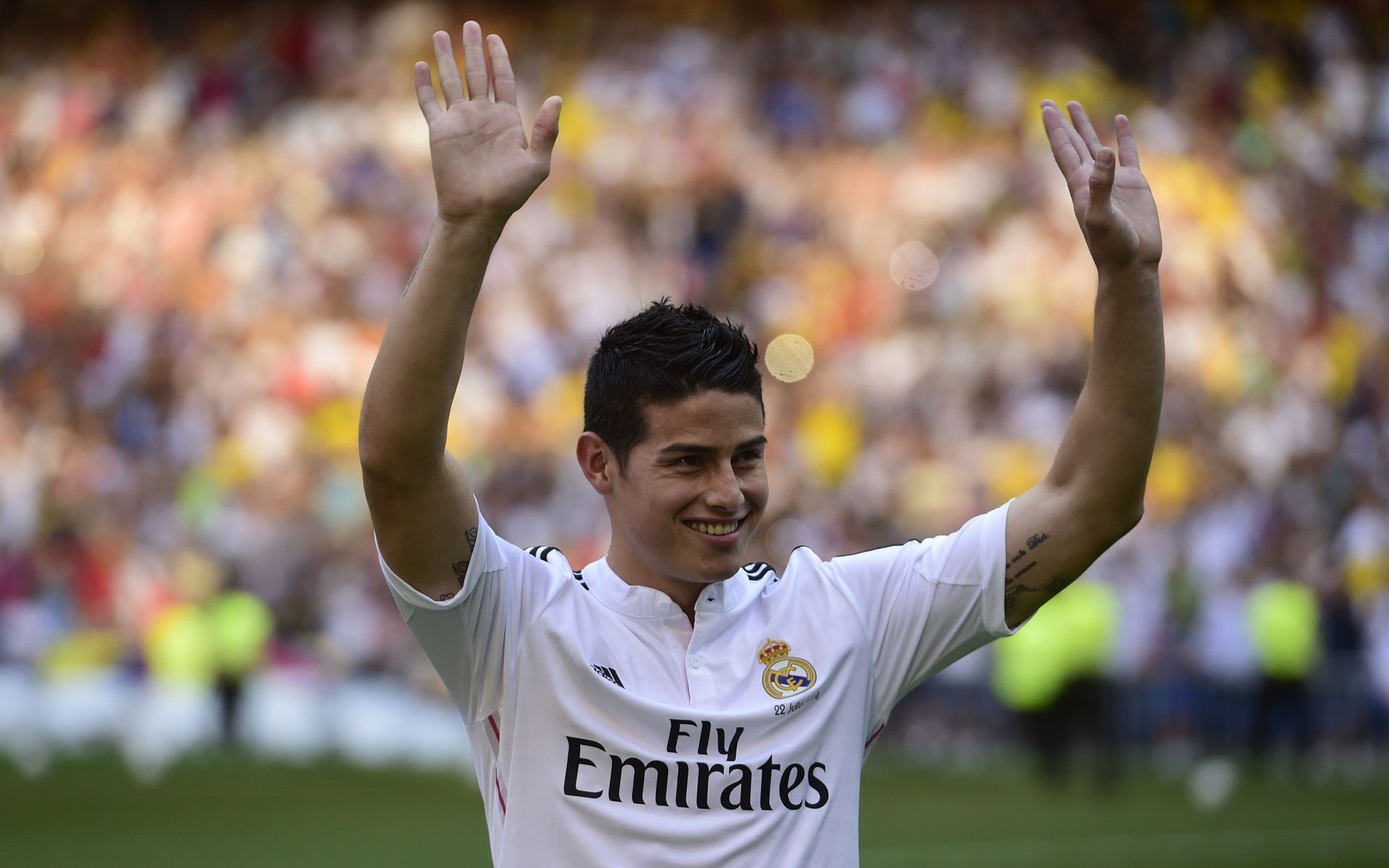 Calciatore Real Madrid saluta, 1920x1200 Full HD+, Desktop